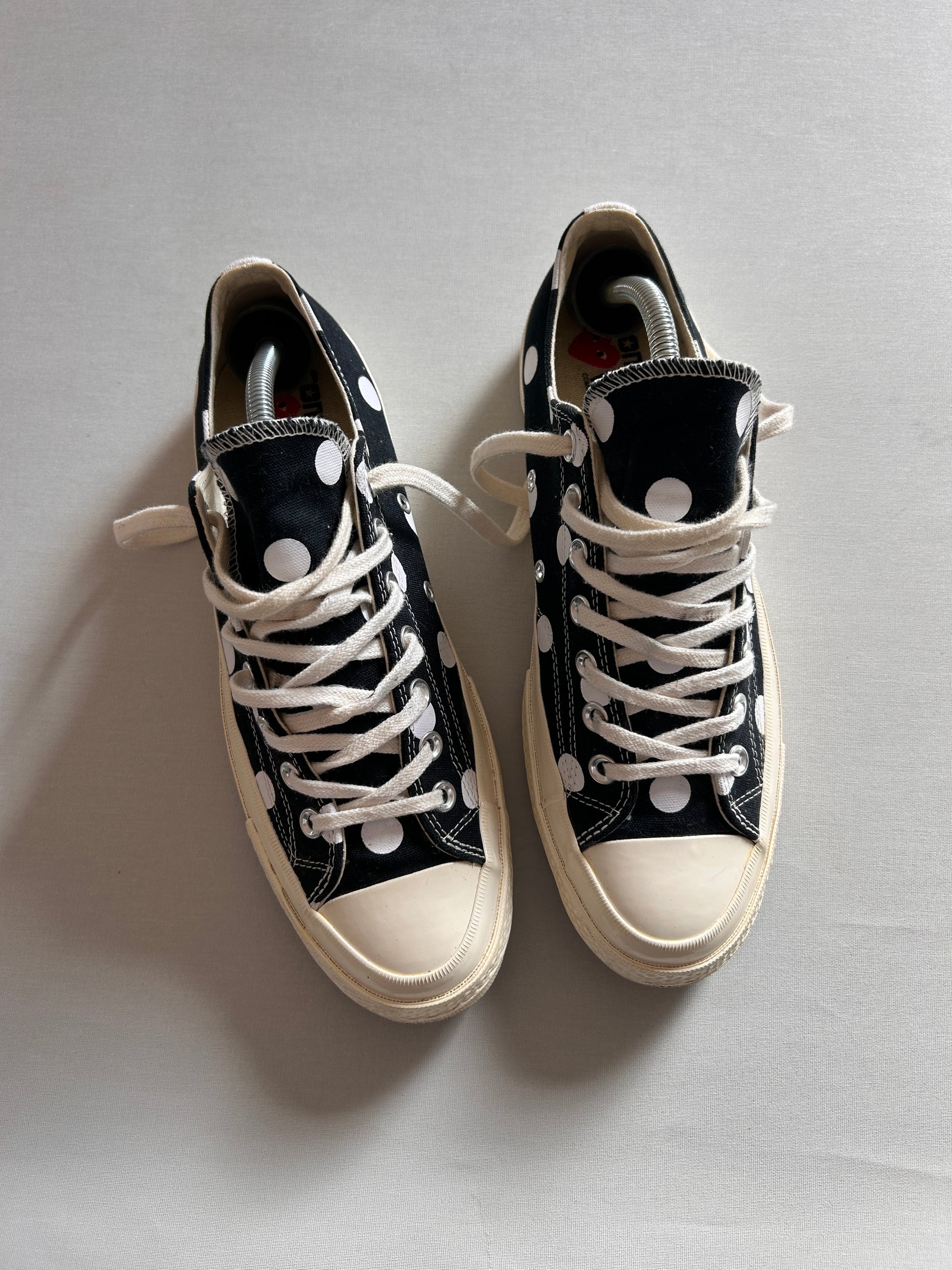 CONVERSE X CDG POLKADOT (42,5EU)