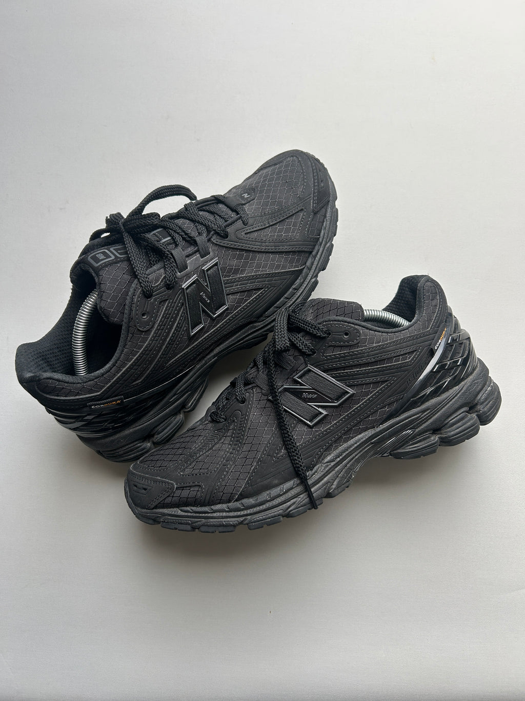 NB1906R “CORDURA BLACK” 44,5EU