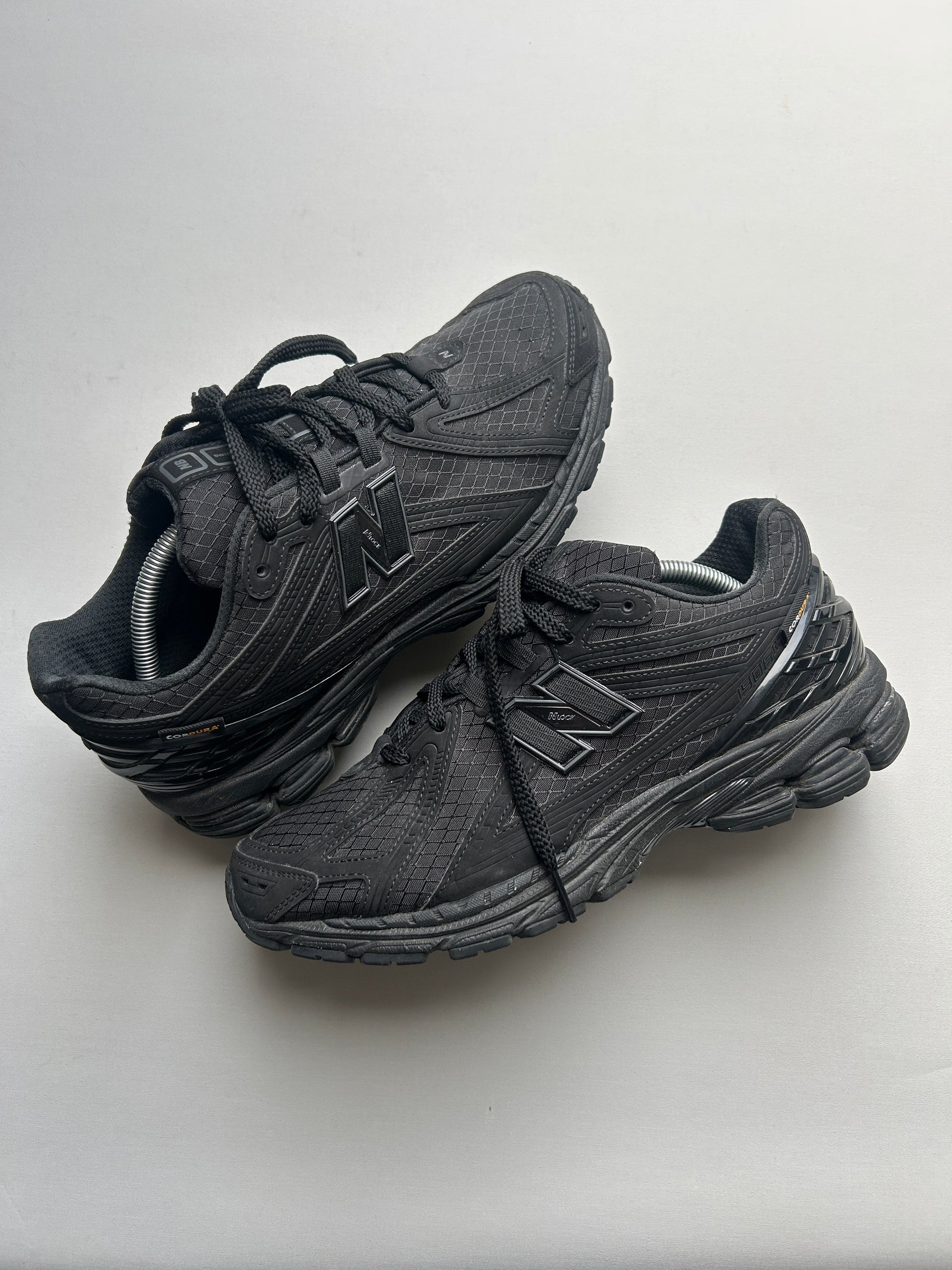 NB1906R “CORDURA BLACK” 44,5EU