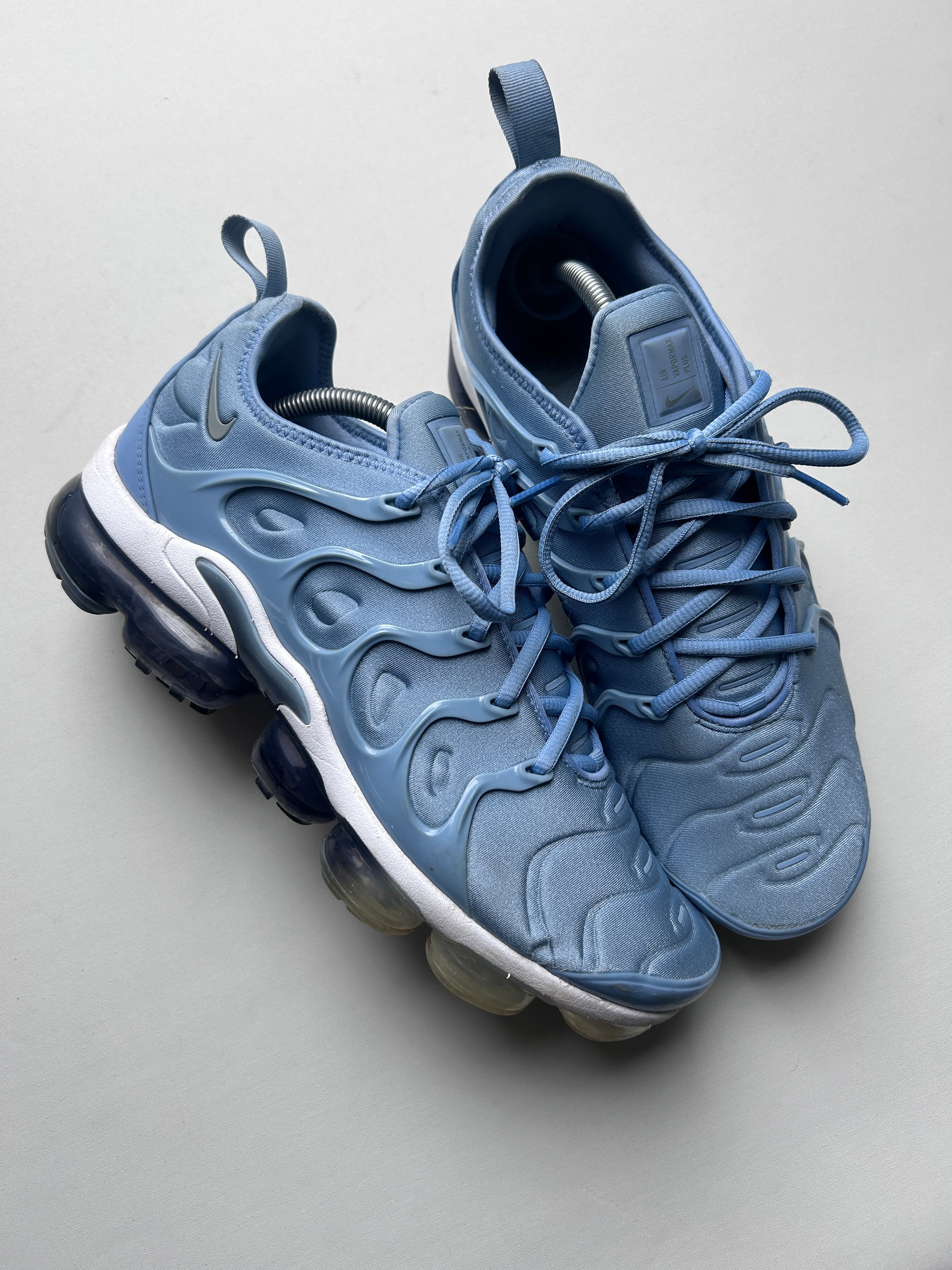 vapormax plus work blue