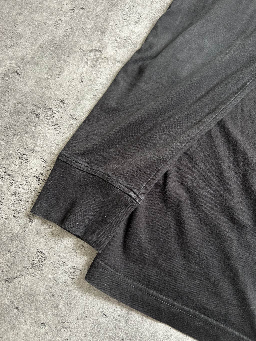 SUPREME GOLD LOGO LONGSLEEVE (M)
