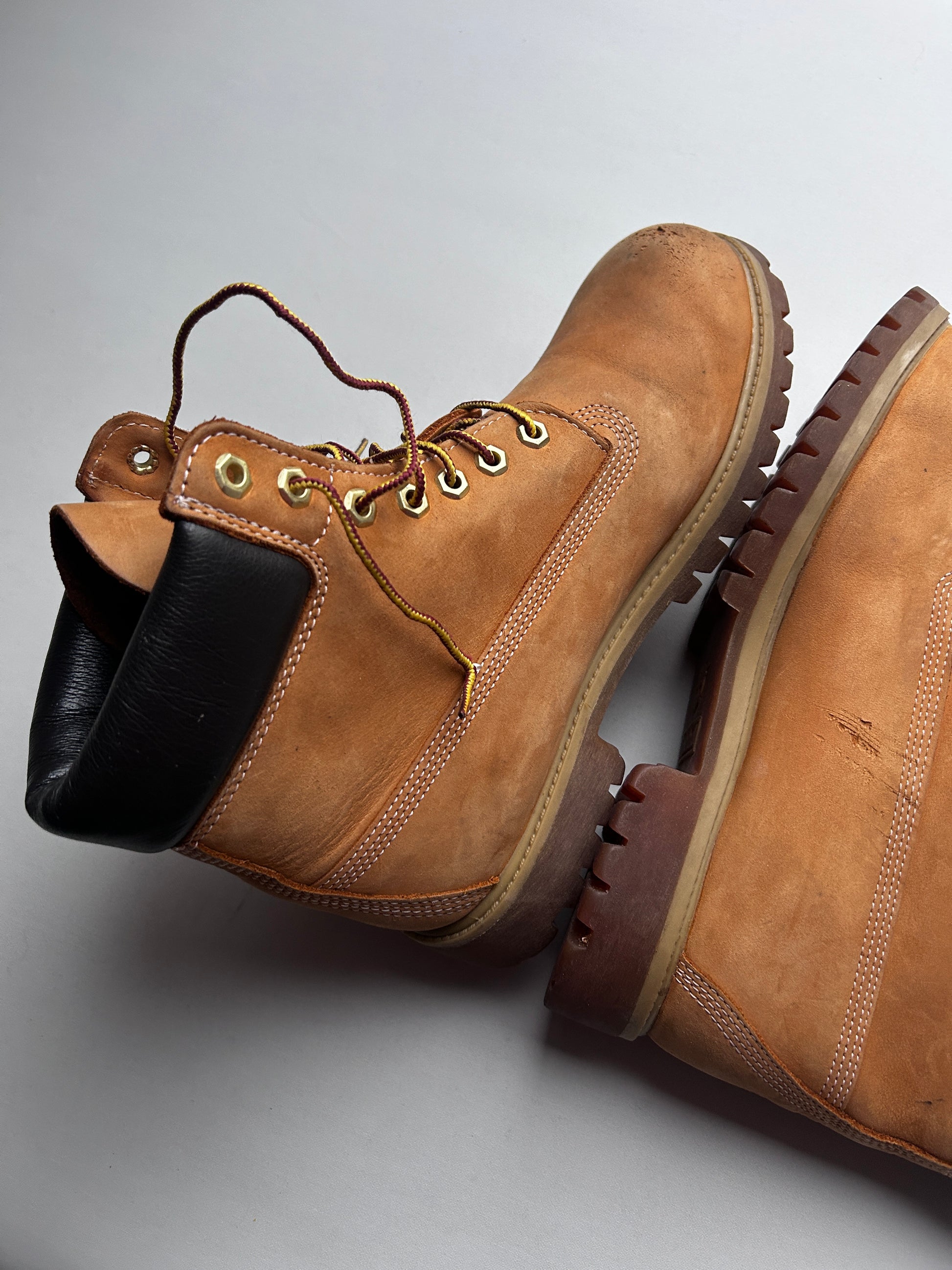 TIMBERLAND 6INCH BOOT “WHEAT” 45EU