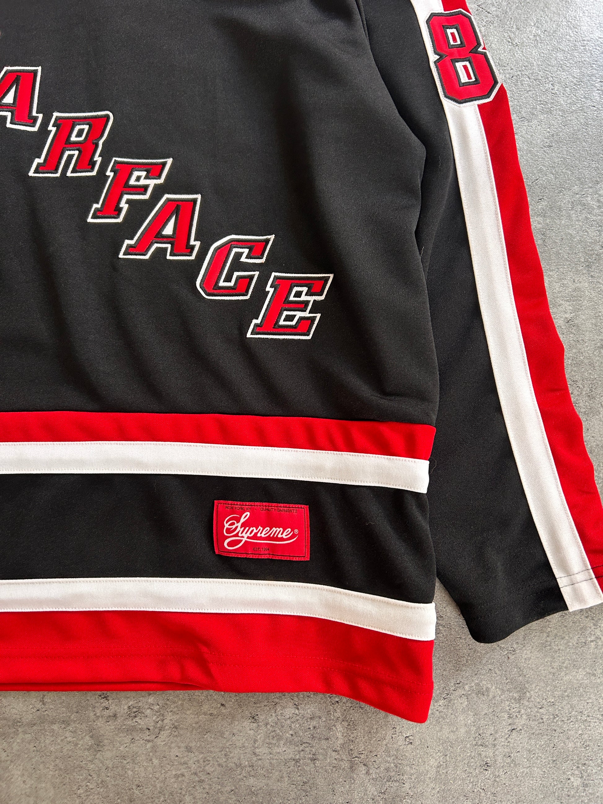 SUPREME SCARFACE HOCKEY JERSEY (M)