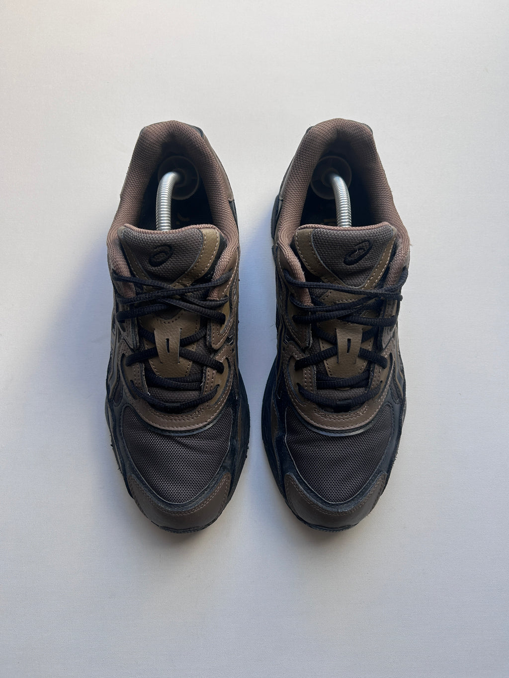 ASICS GEL NYC “DARK SEPIA” 44EU
