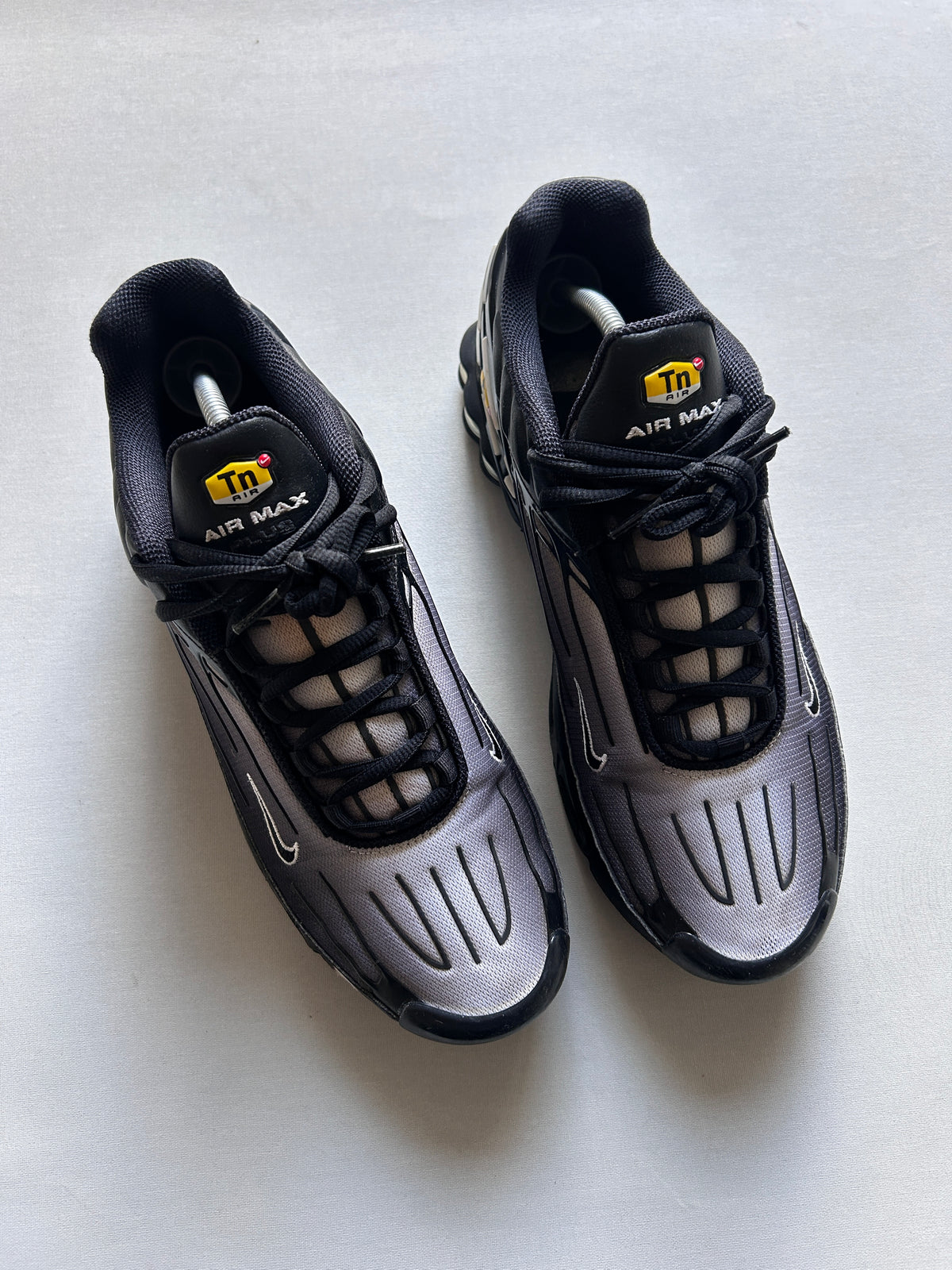 AIR MAX PLUS 3 “GREY/BLACK” 45,5EU