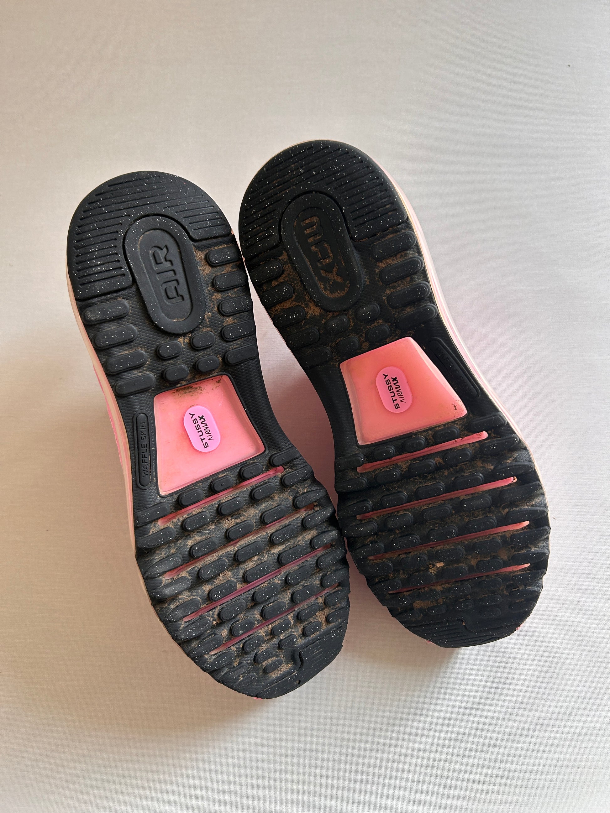 AIR MAX 2013 X STÜSSY “PINK” 44EU