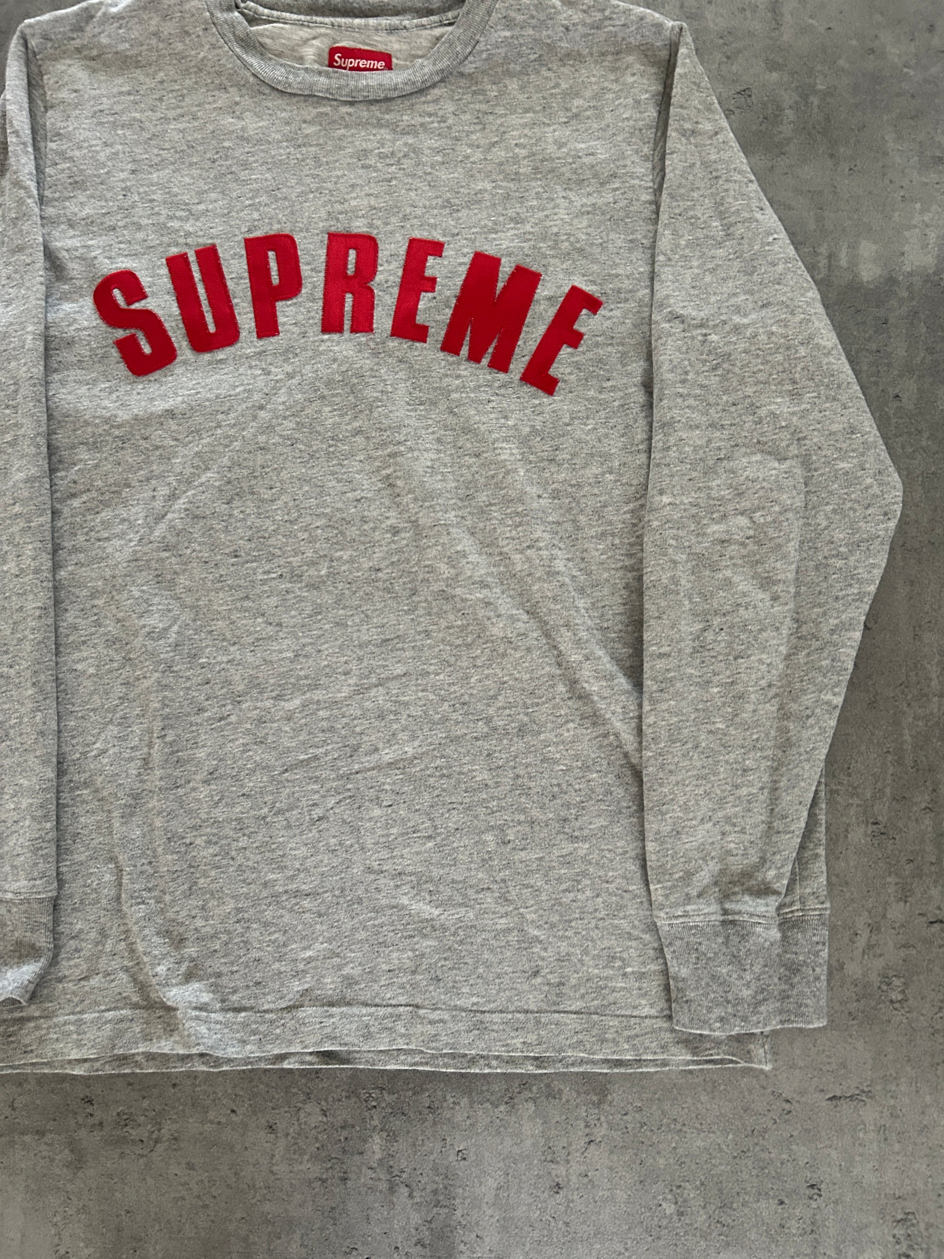 SUPREME ARC LOGO LONGSLEEVE (M)