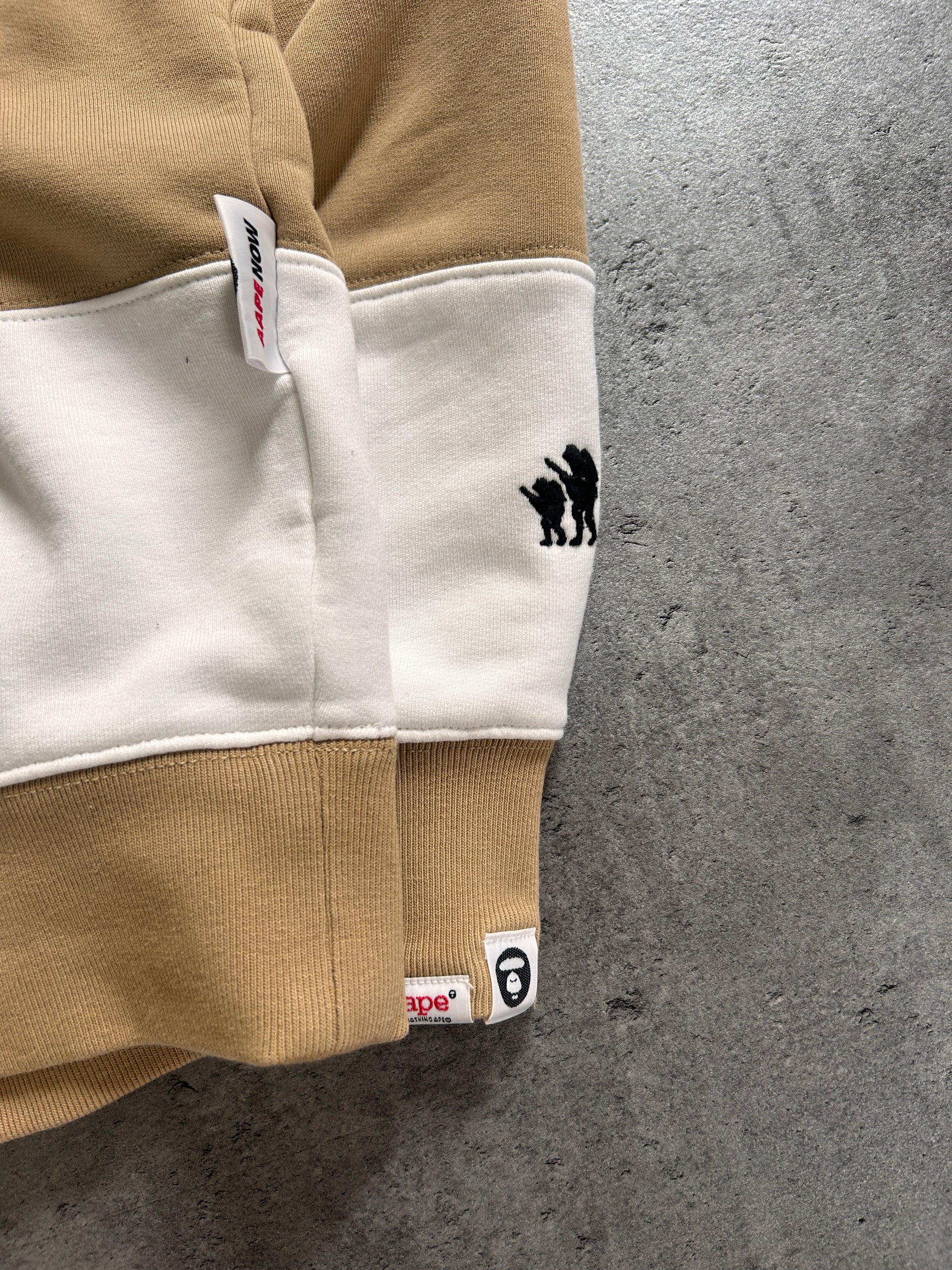 AAPE NOW BIG STRIPE HOODIE (M)