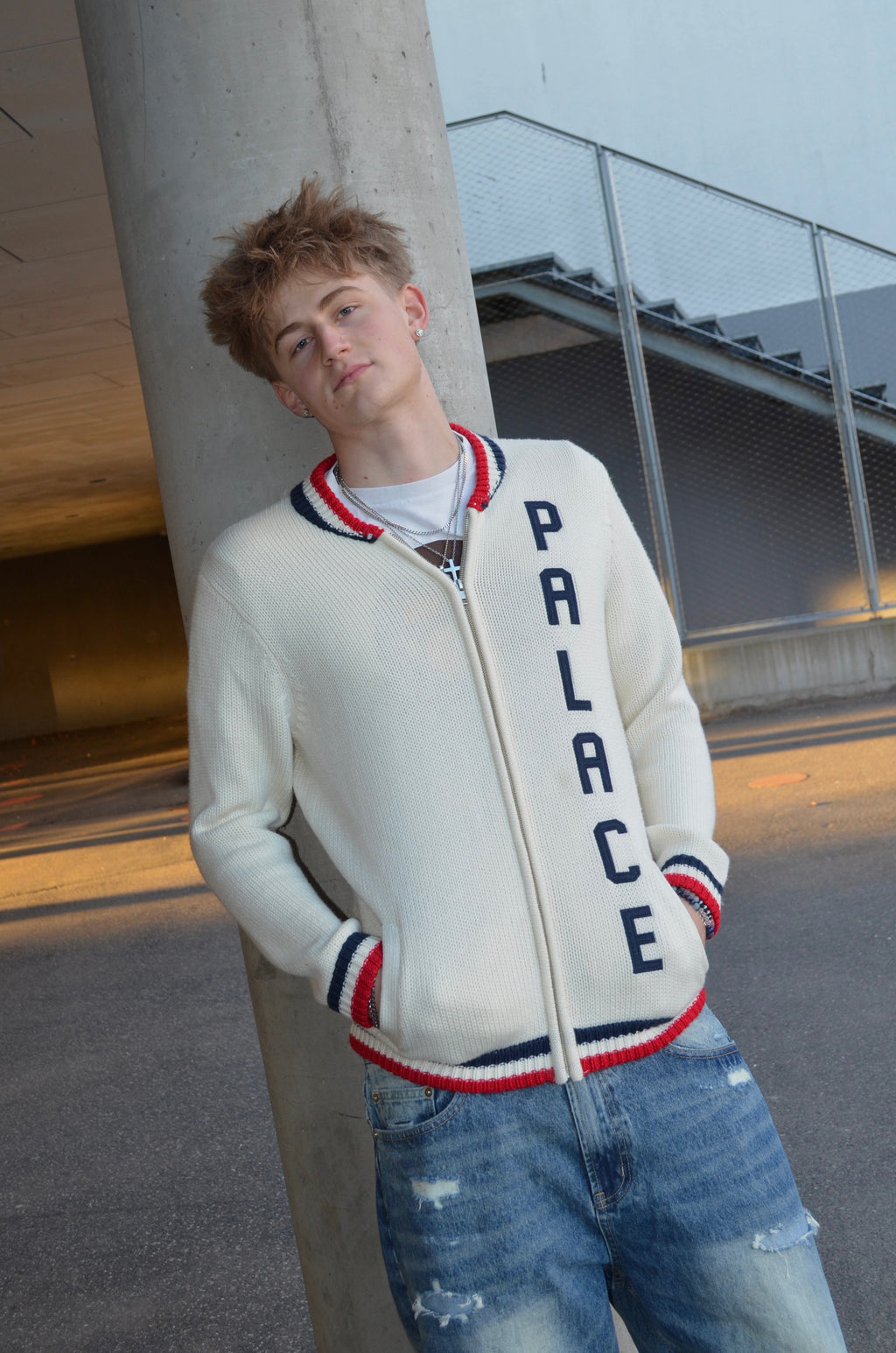 PALACE VERT KNIT BEIGE (M/L)