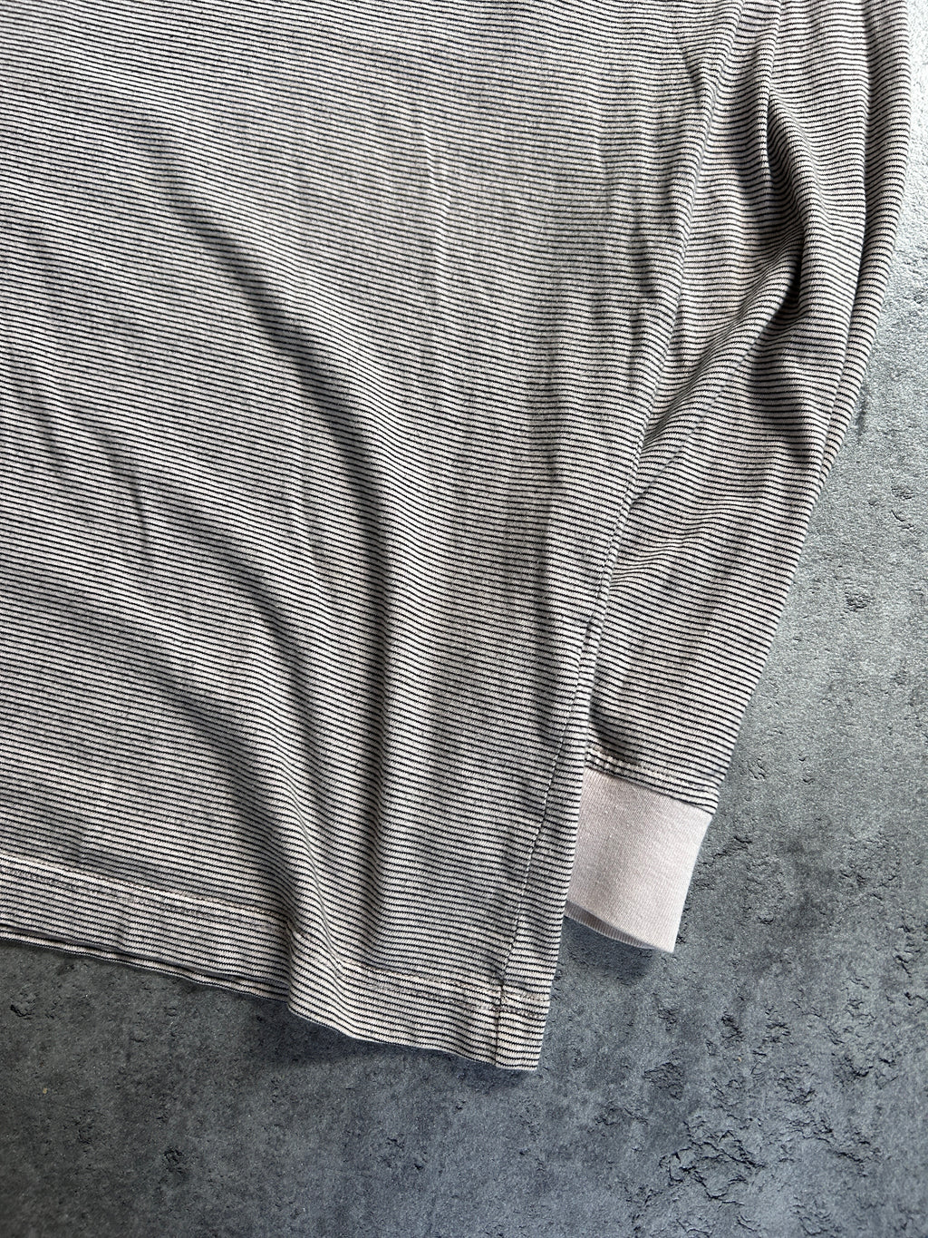 SUPREME MICRO STRIPE LONGSLEEVE (L)