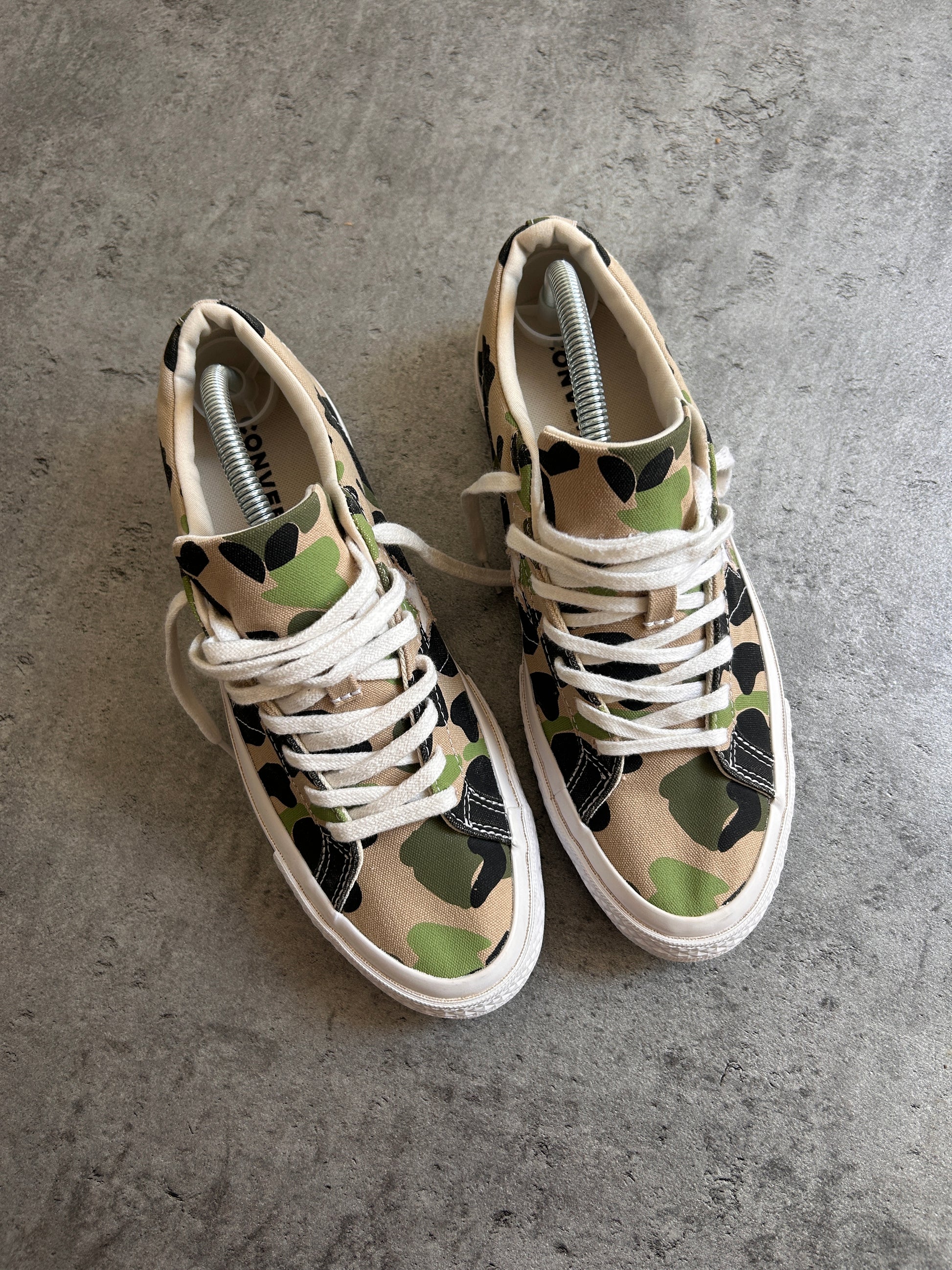 CONVERSE ONE STAR CAMO (42/42.5)