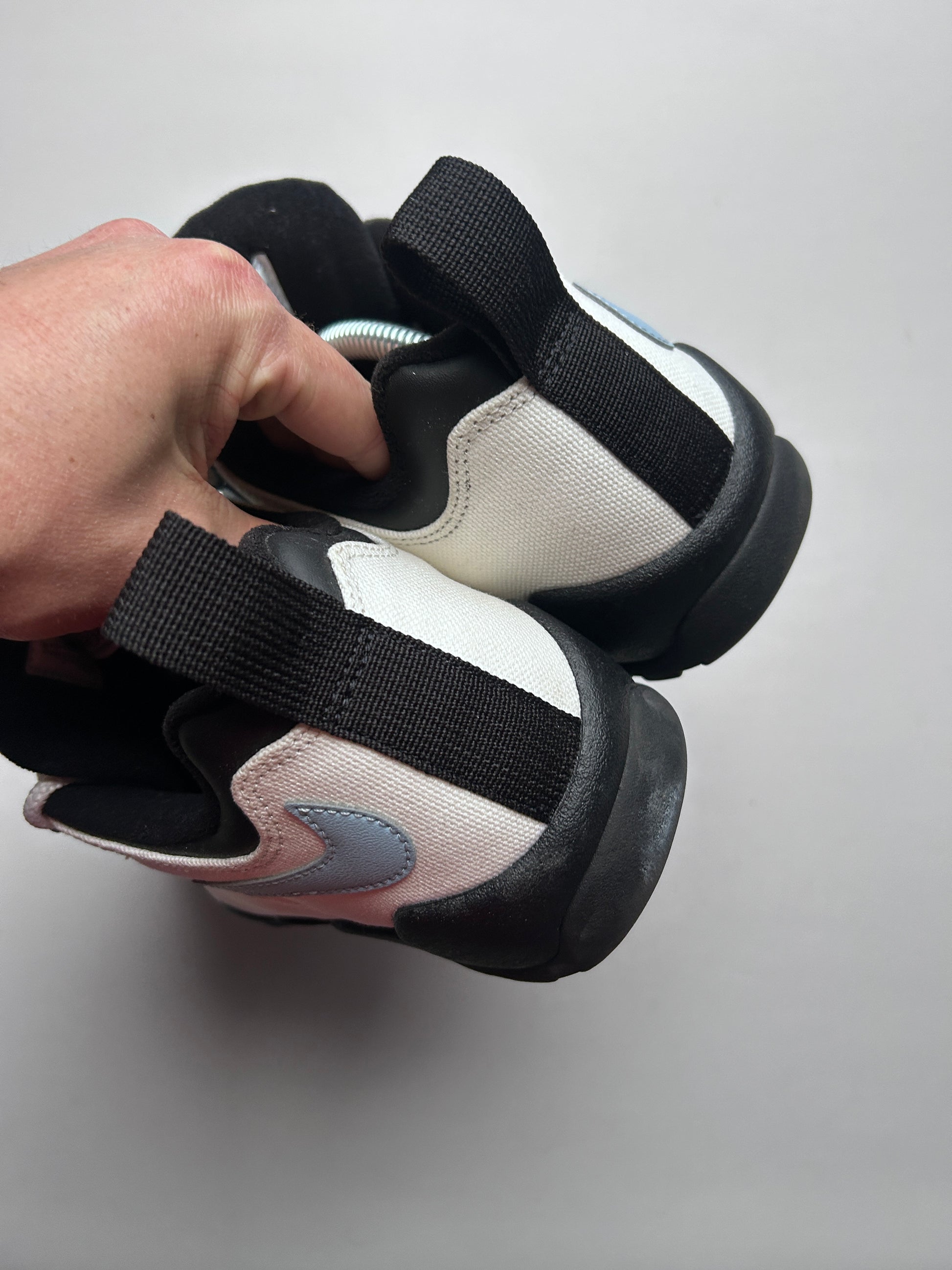 NIKE SB DARMIN X SUPREME (43EU)