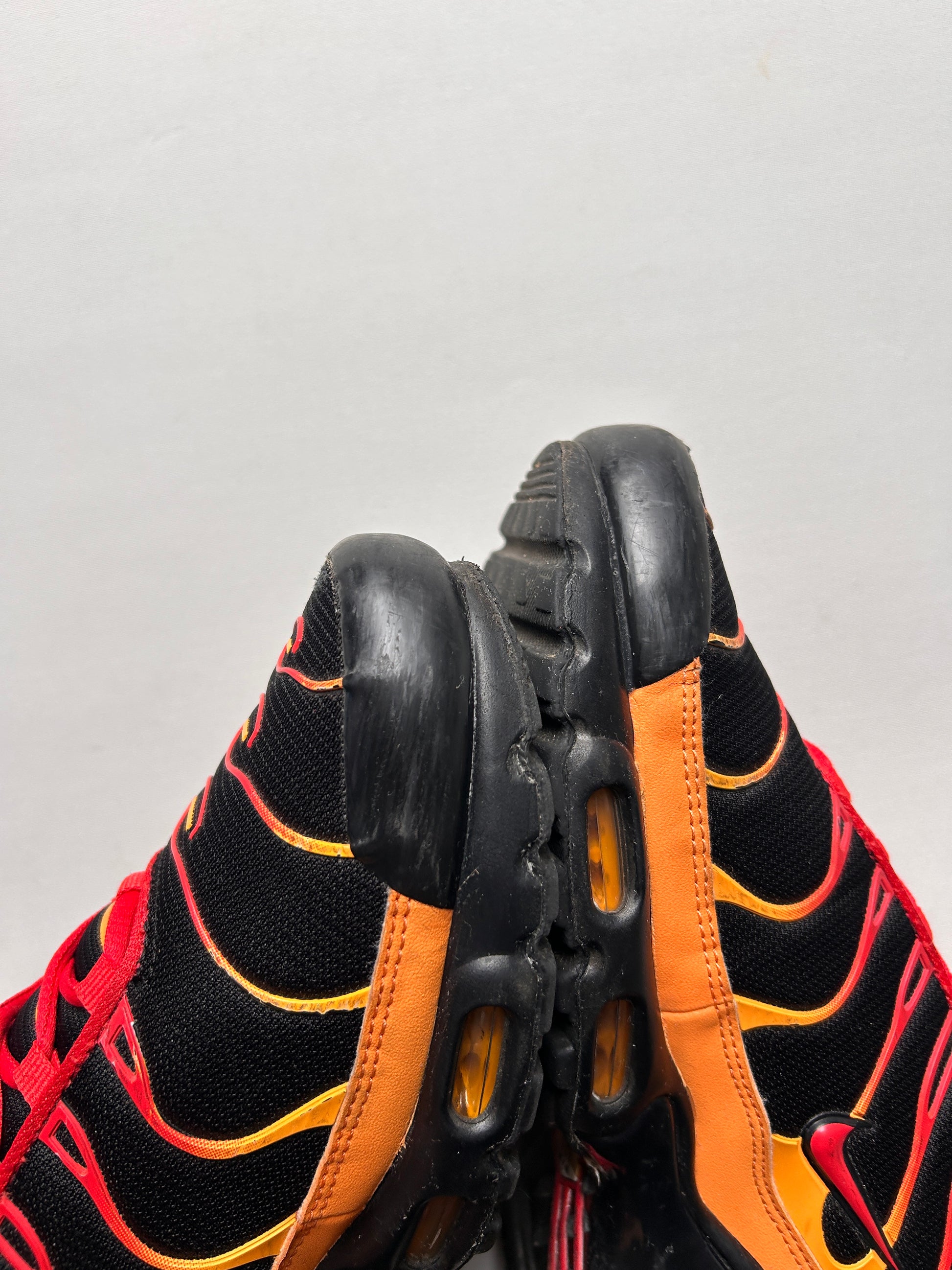 AIR MAX PLUS “VOLCANO” 44,5EU