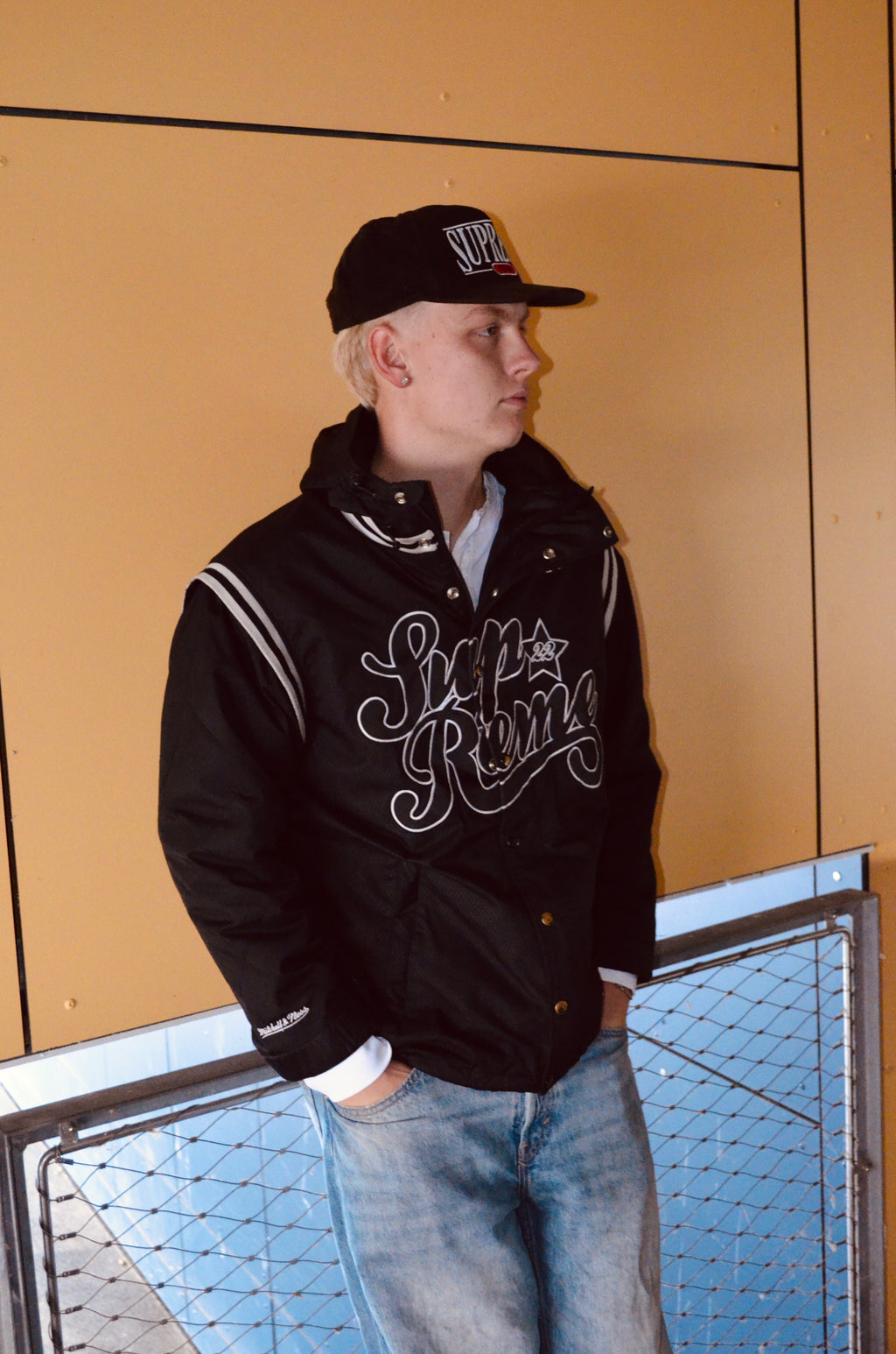SUPREME X MITCHELL & NESS QUILTED SPORTS JACKET (M/L)
