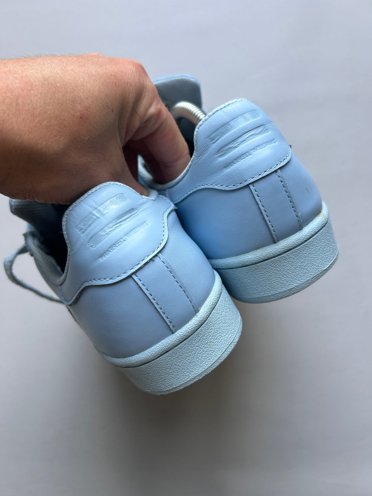 PHARELL SUPERSTAR “SKY BLUE“ 42EU