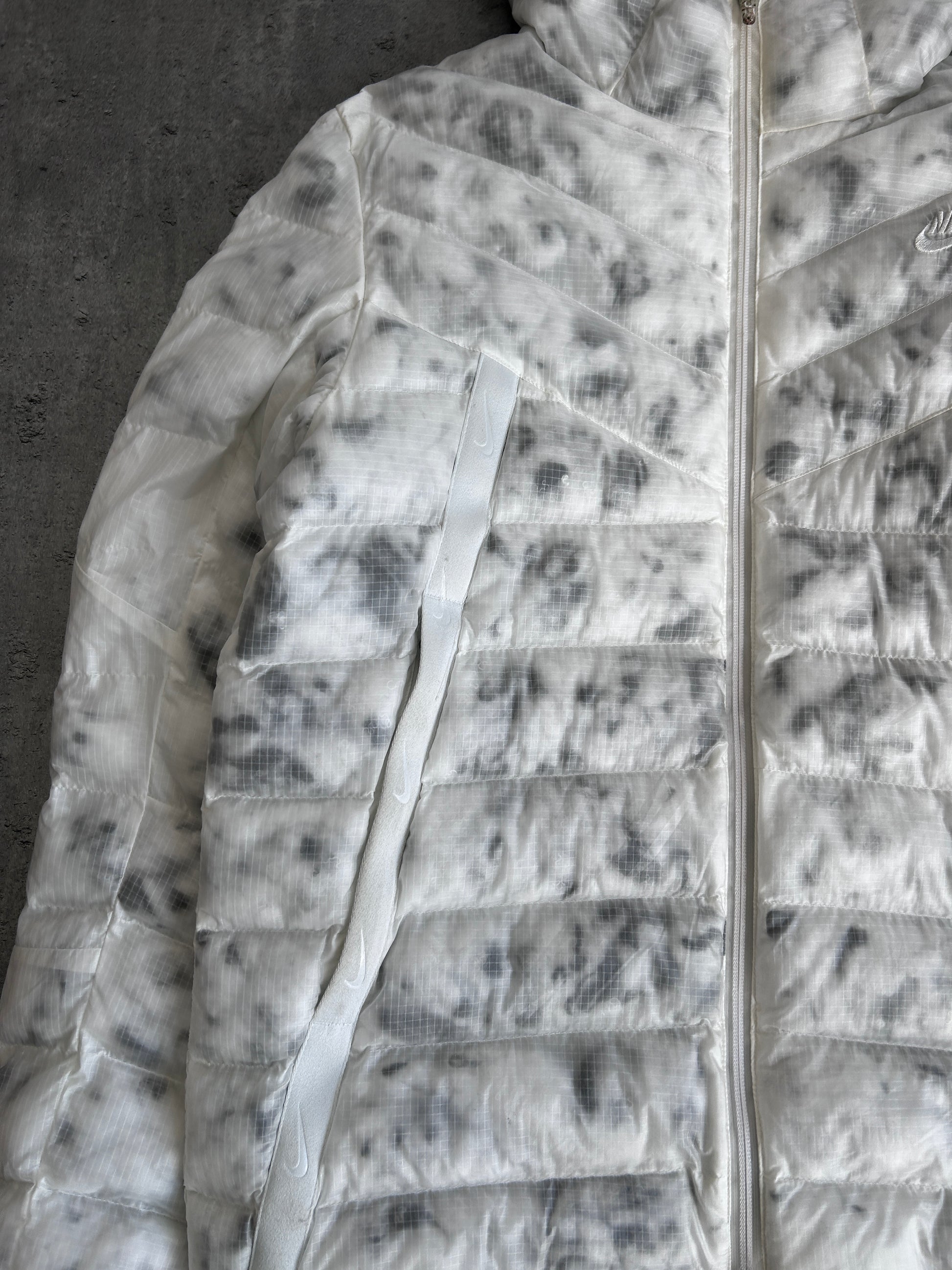 NIKE MARBLE ECODOWN JACKET (L)