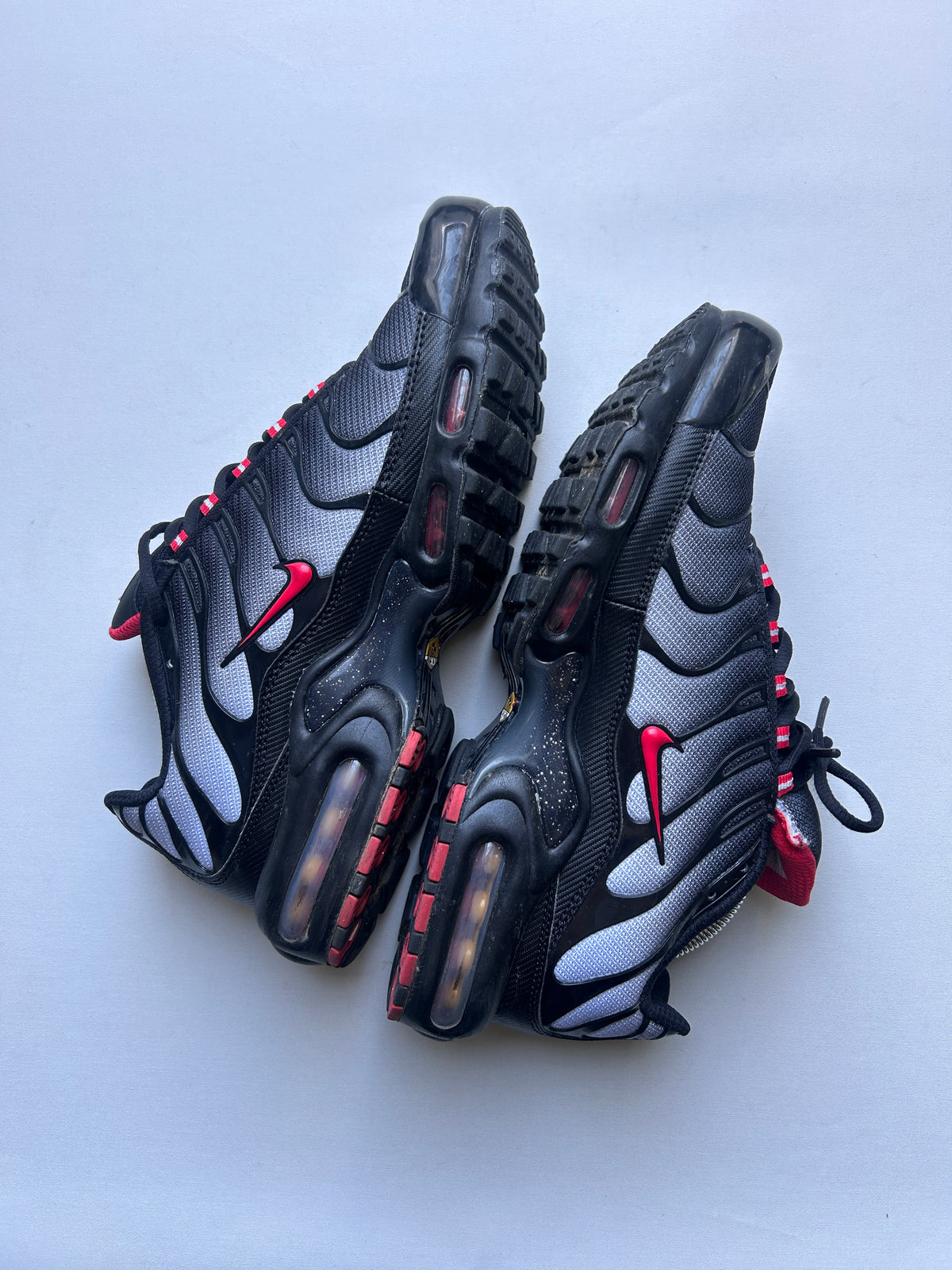 AIR MAX PLUS “BLACK RED GRADIENT” 44,5EU