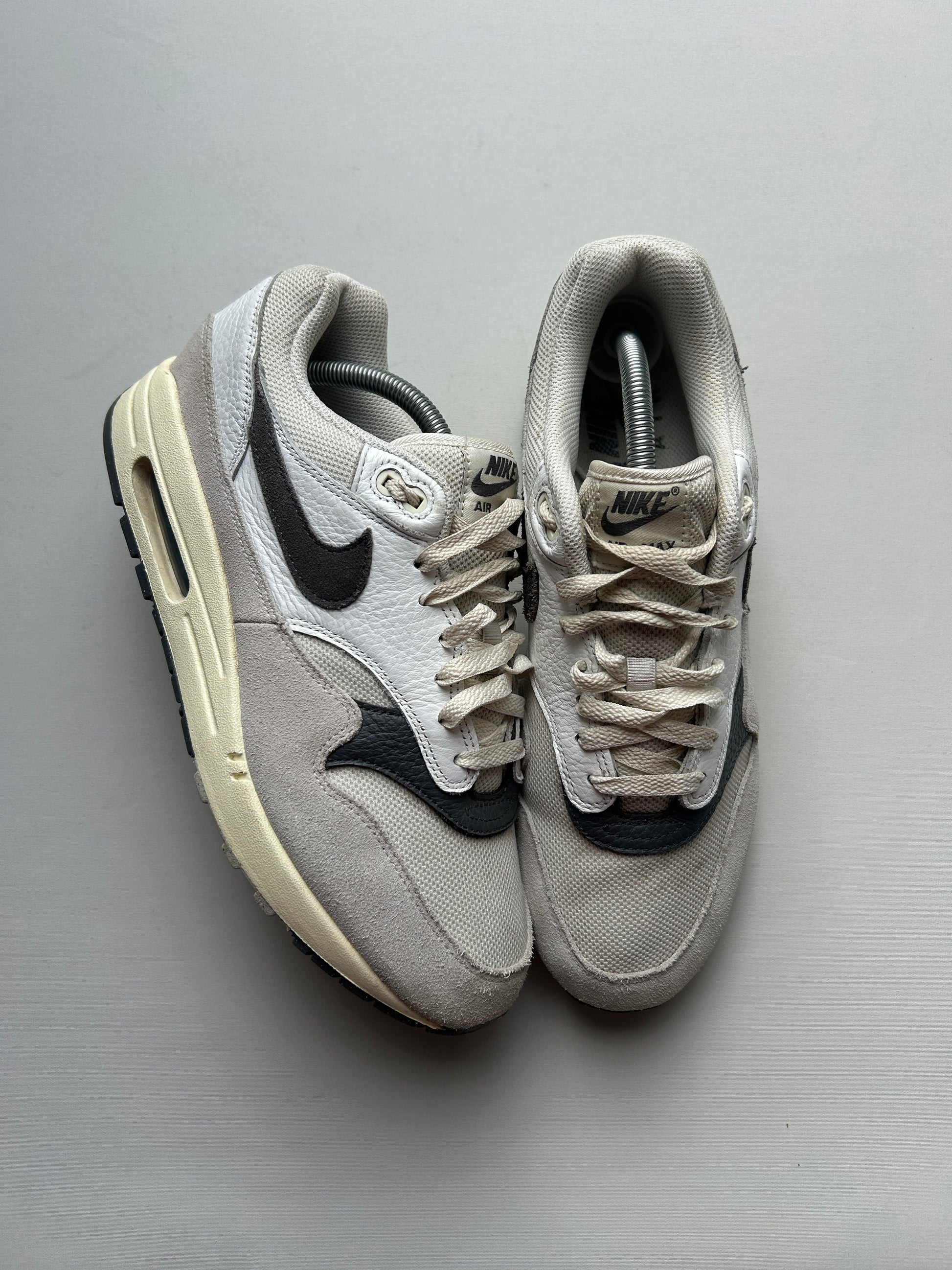 AIR MAX 1 “LIGHT BONE” 44EU