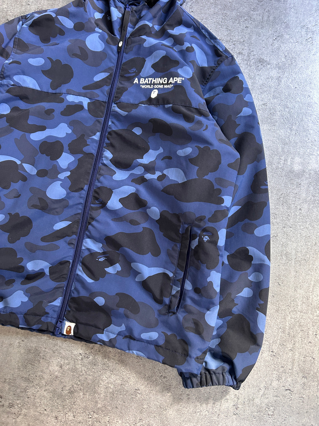 BAPE CAMO WINDBREAKER (L)