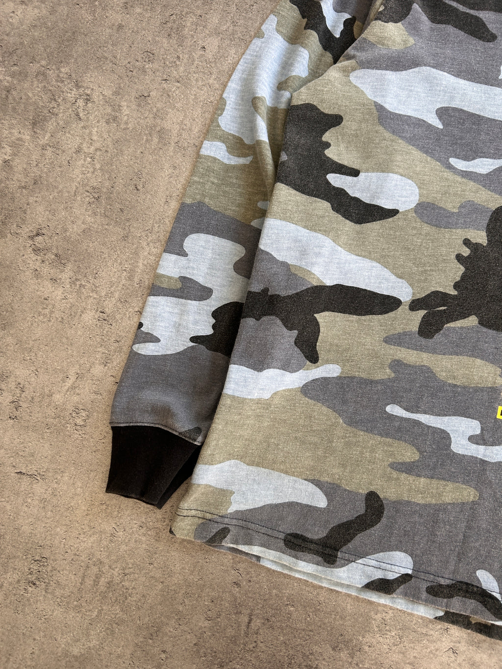 SUPREME STACKED LONGSLEEVE (M)
