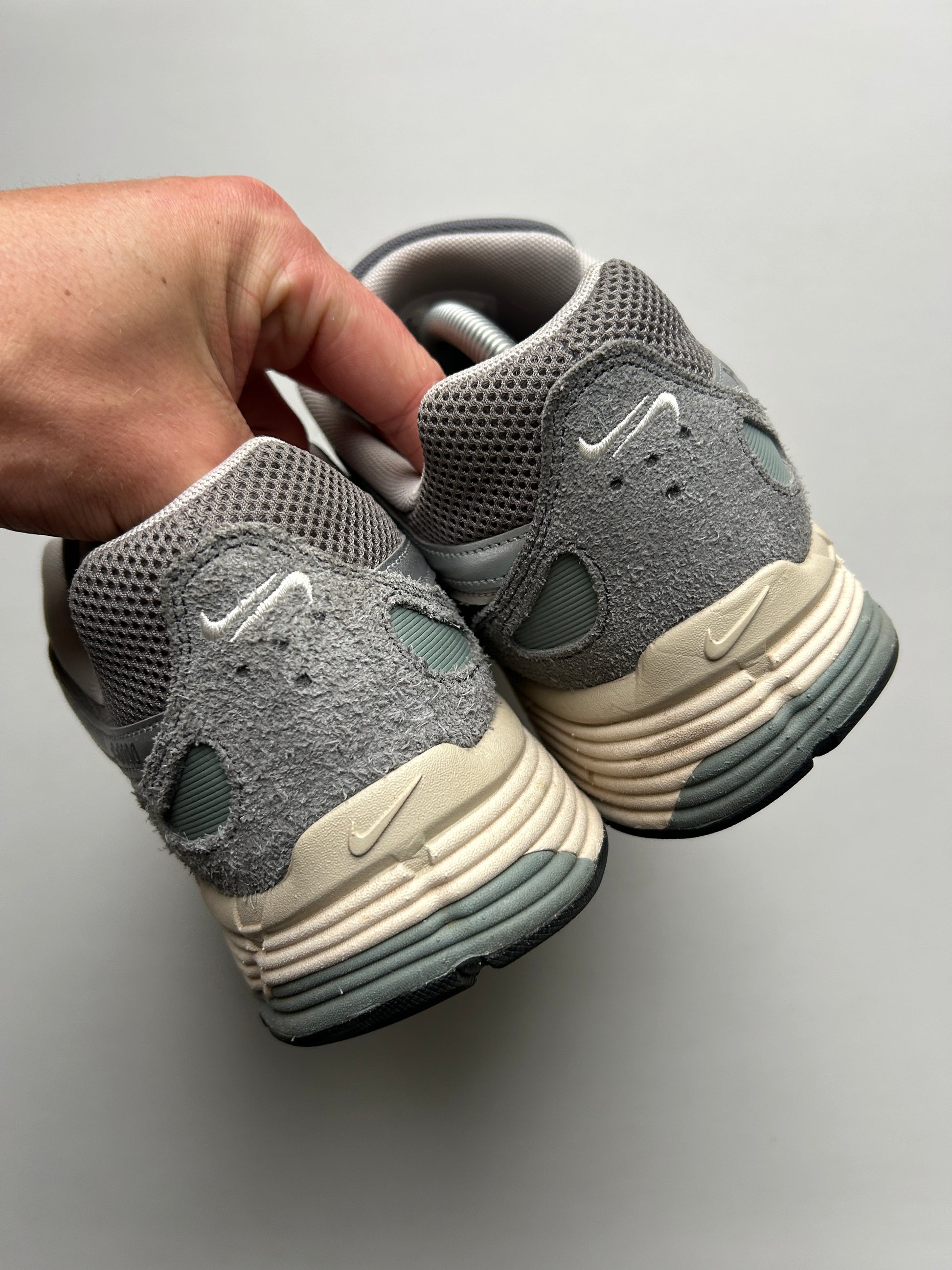 NIKE P6000 “FLAT PEWTER” 45EU