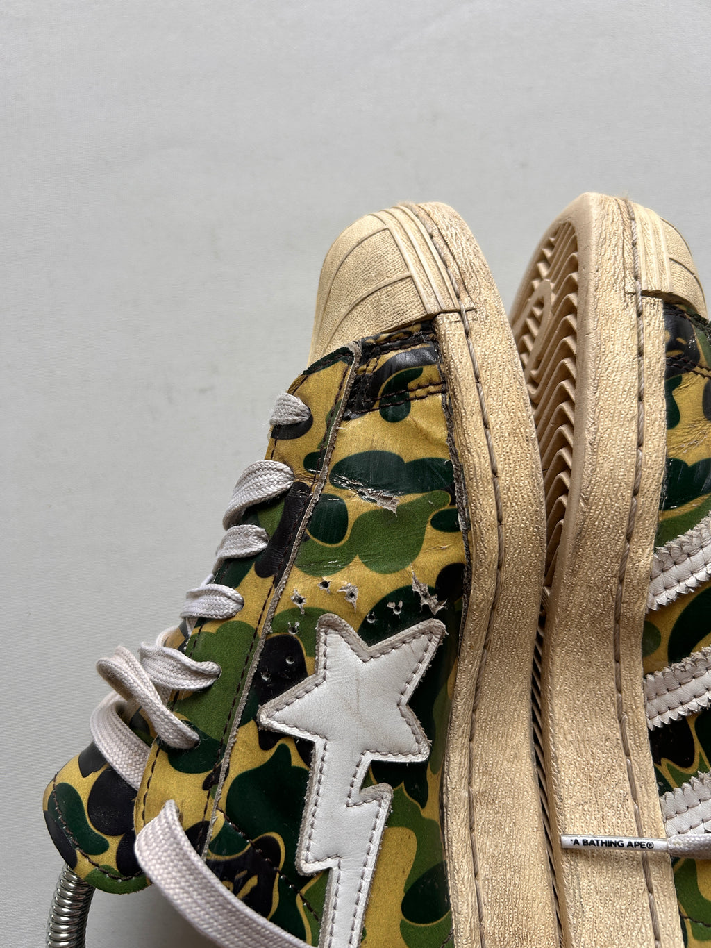 BAPE SUPERSTARS CAMO (38EU)