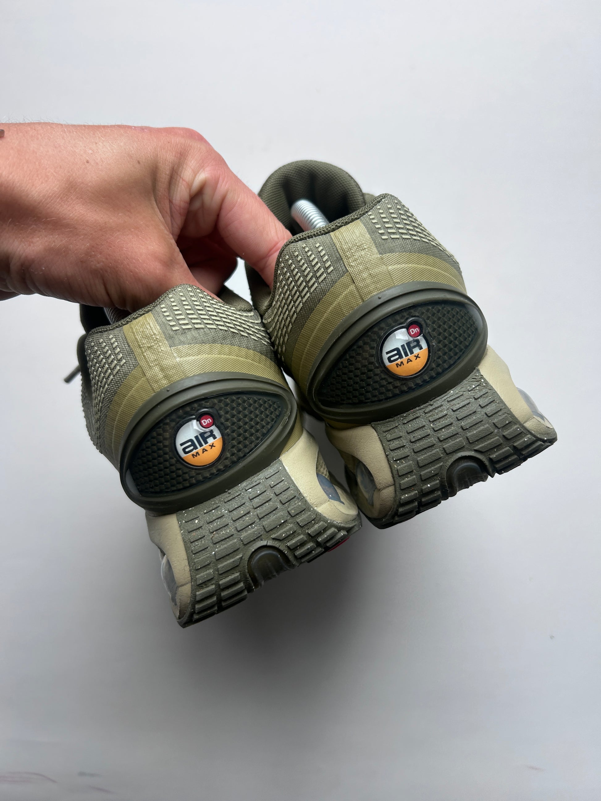 AIR MAX DN “KHAKI/OLIVE” 42,5EU