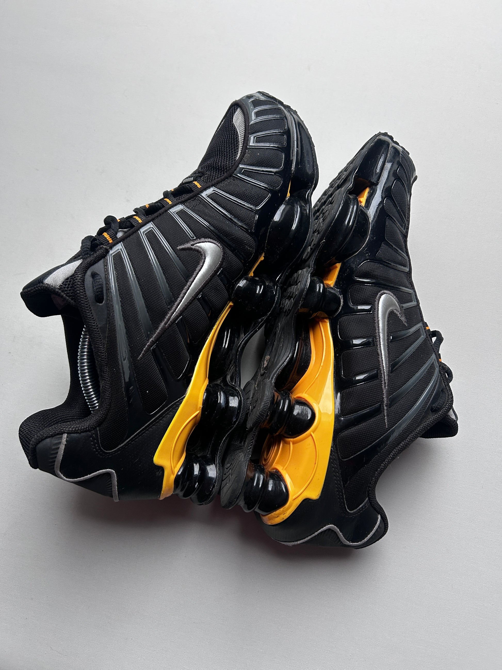 NIKE SHOX TL “BLACK/YELLOW” 45EU