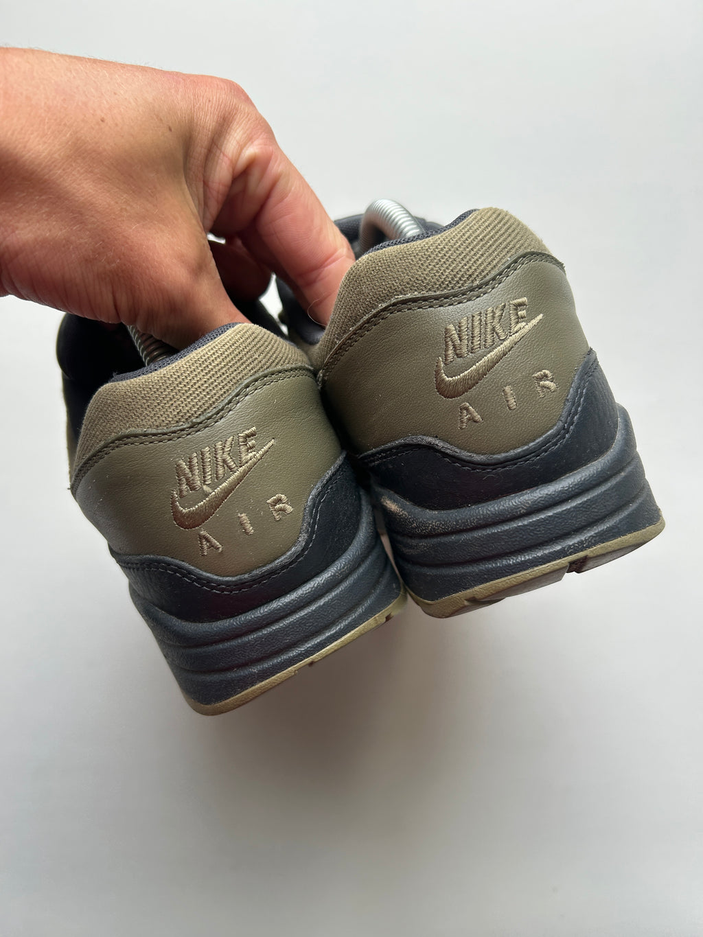 AIR MAX 1 “DARK STUCCO” 42EU