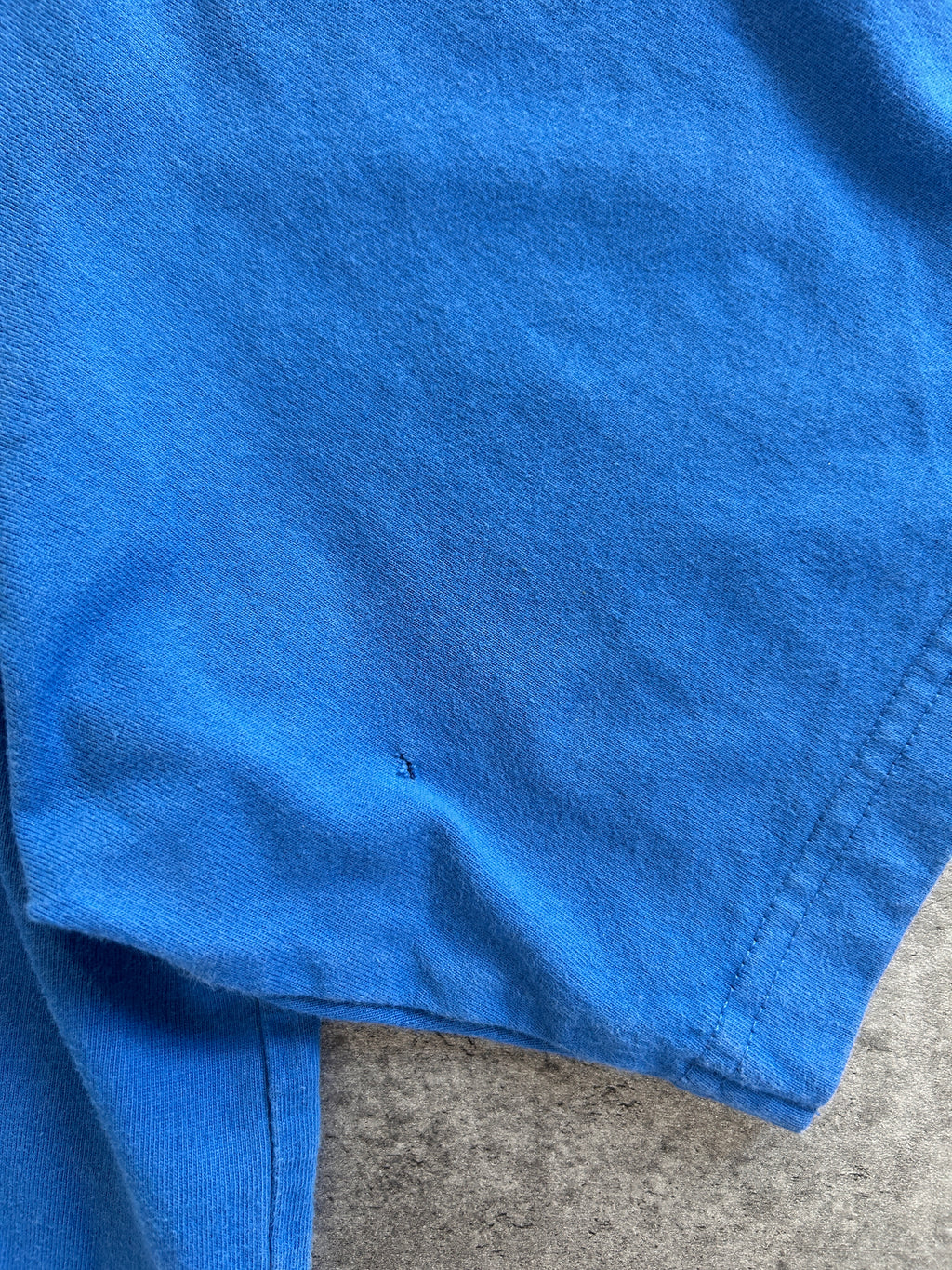 SUPREME GRADIENT LOGO TEE (L)