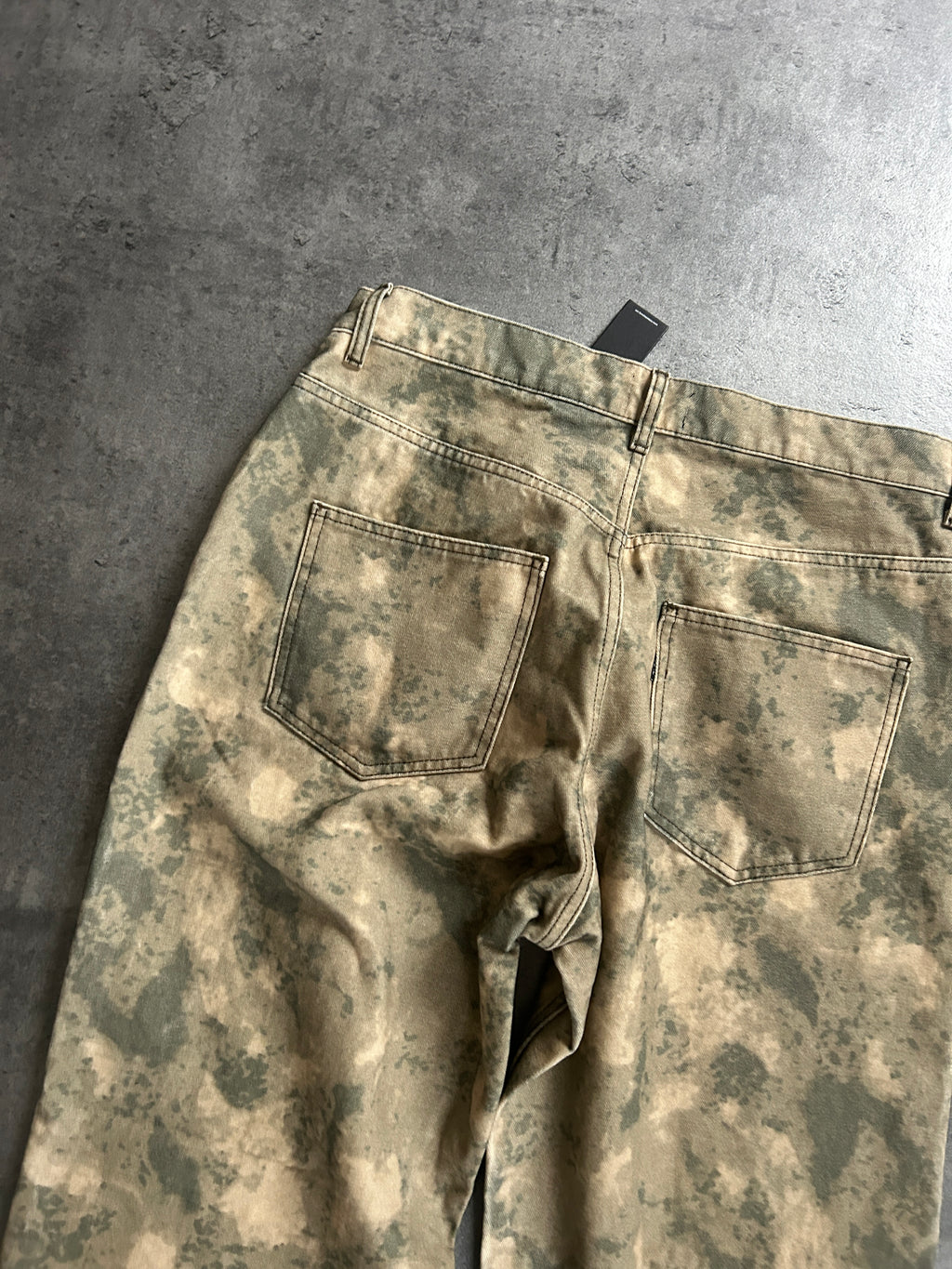 LFDY CAMO JEANS (M/W32)