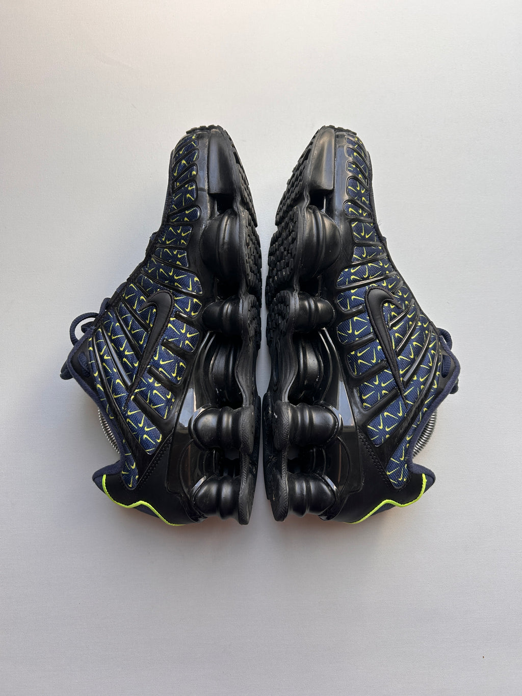 NIKE SHOX TL “MULTI SWOOSH” 42,5EU