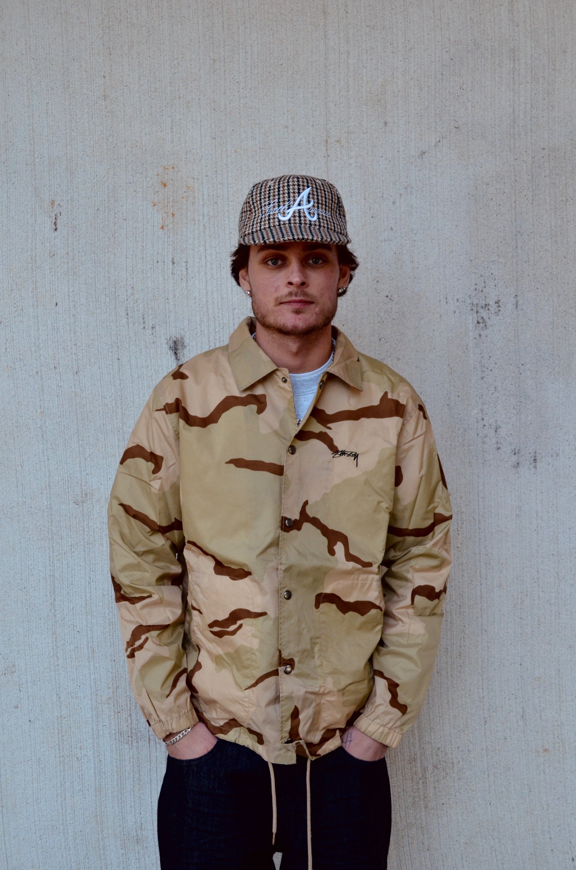 STÜSSY DESERT CAMO COACH JAKKE (M)