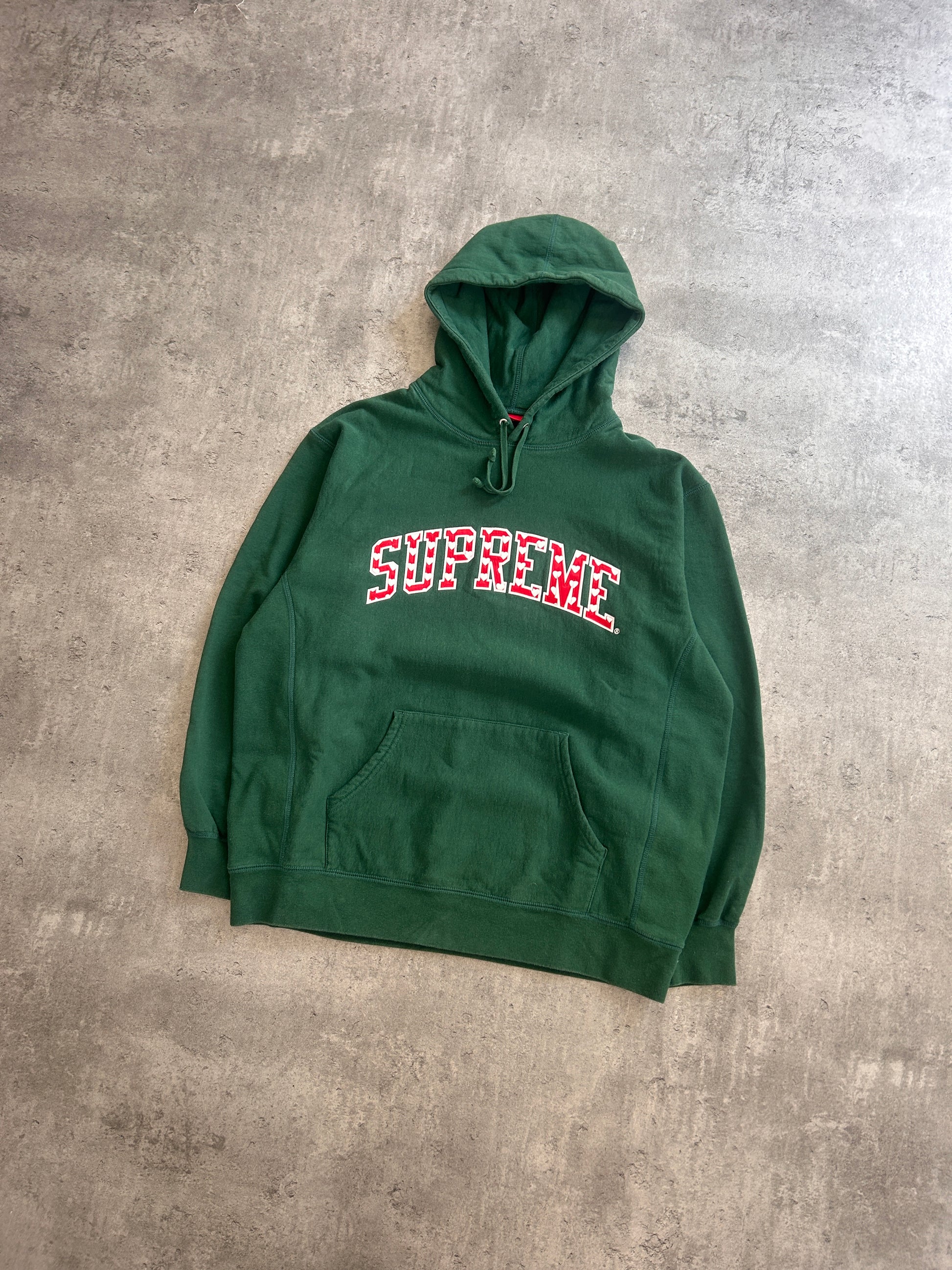 SUPREME HEARTS ARC HOODIE (L)