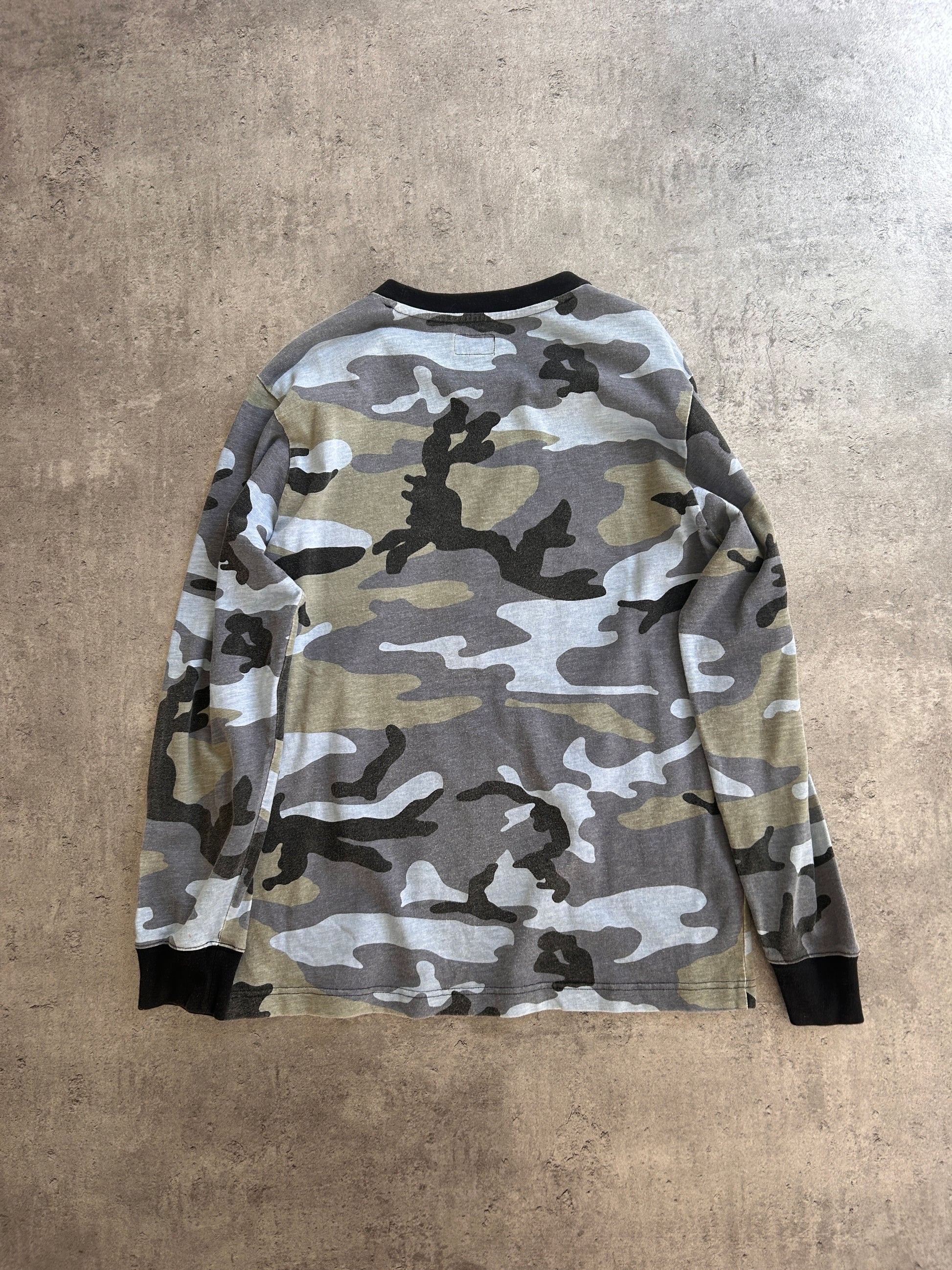 SUPREME STACKED LONGSLEEVE (M)