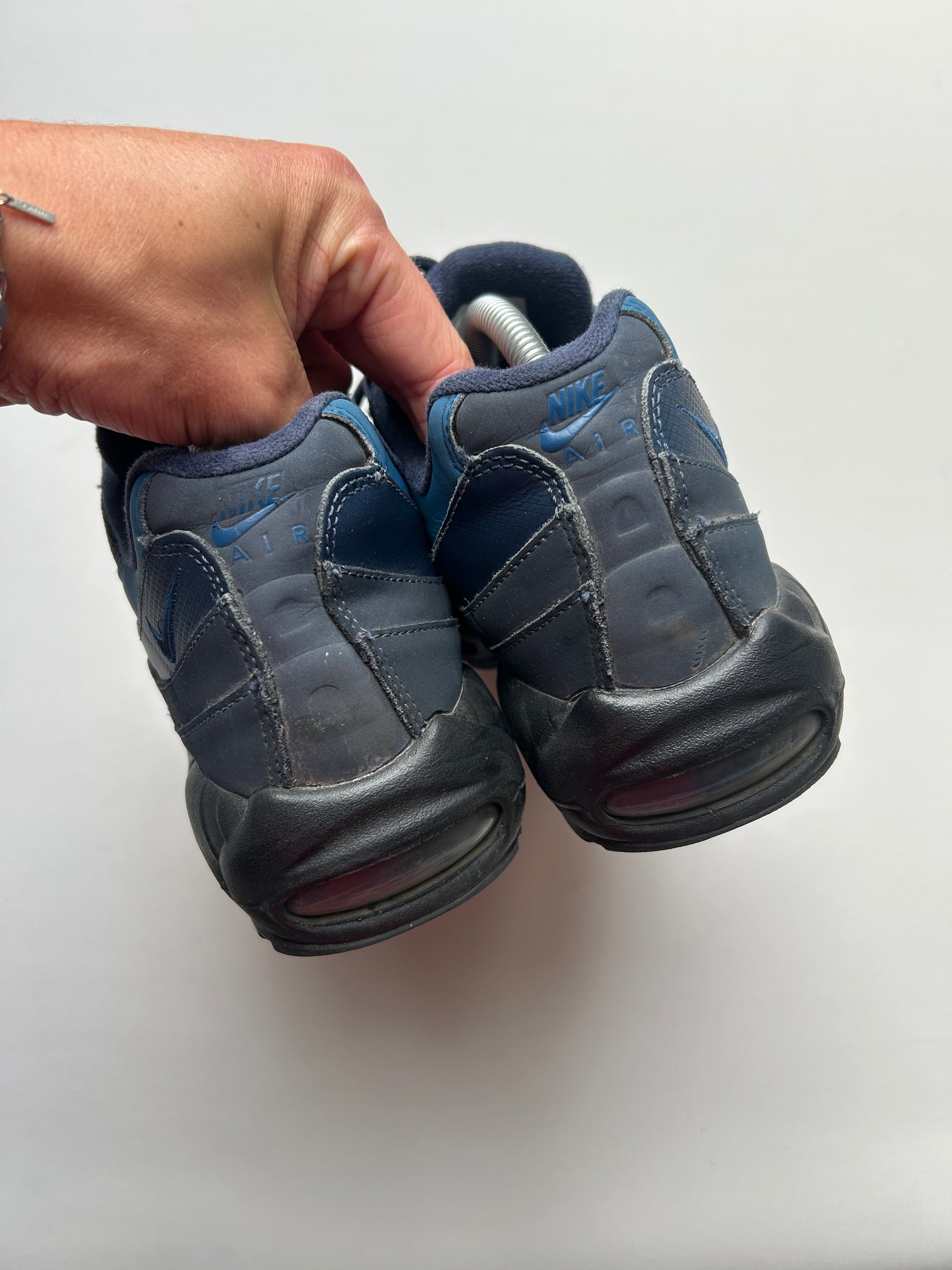 AIR MAX 95 “BLUE NAVY” 43EU