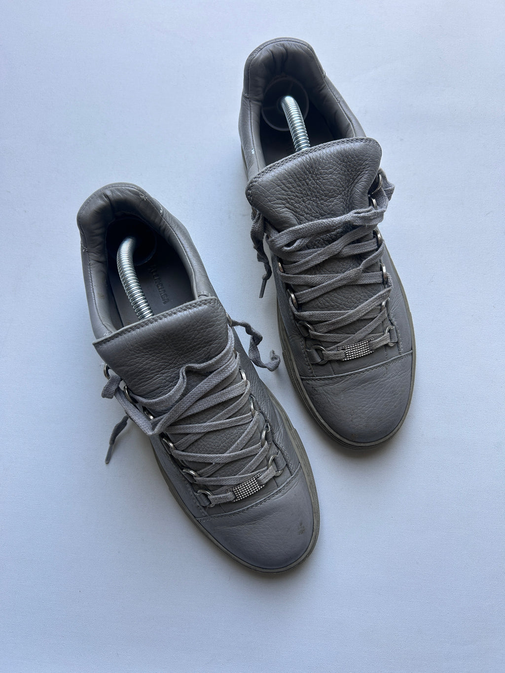 BALENCIAGA ARENA LOW GRÅ (42EU)