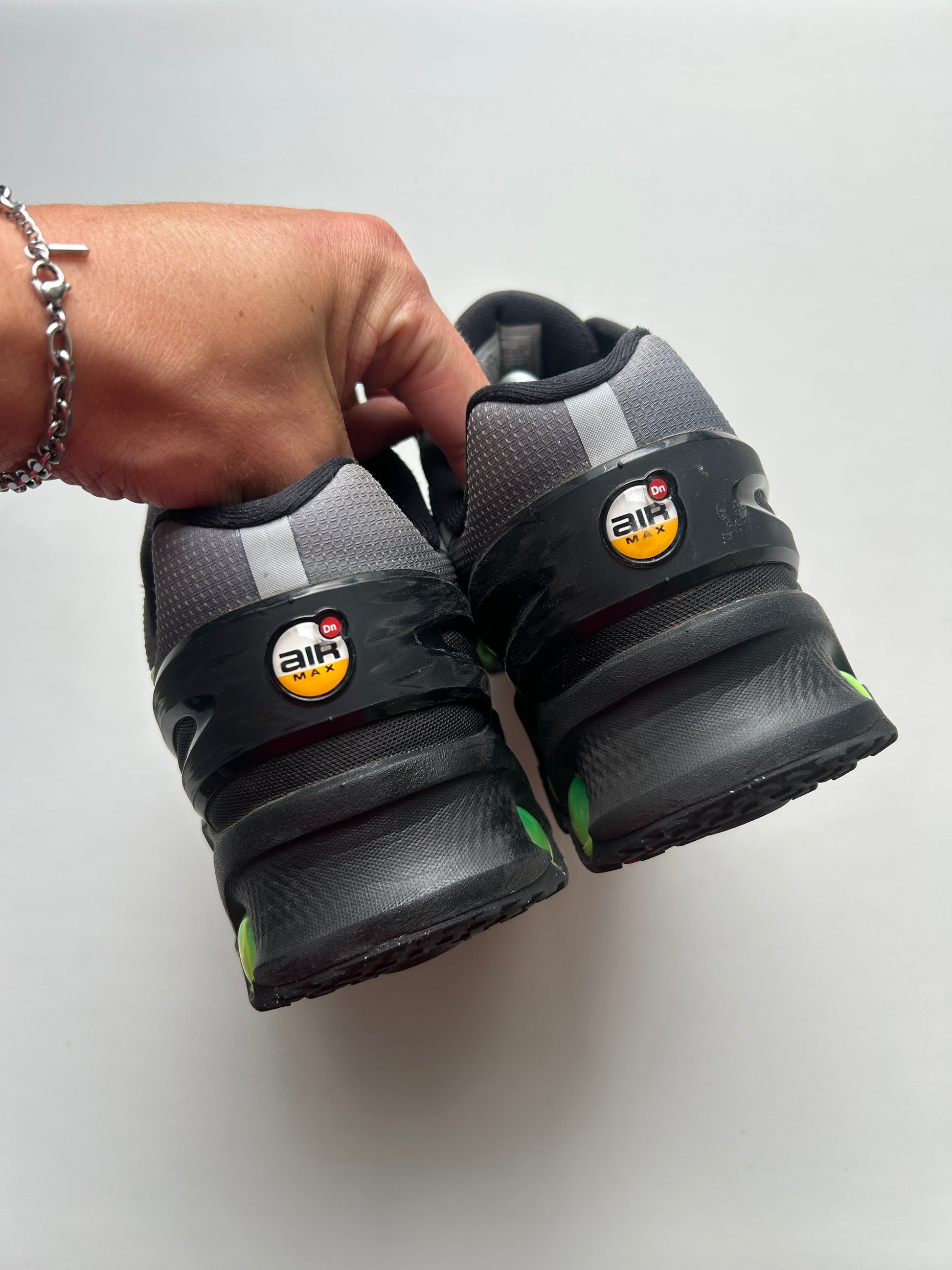 AIR MAX DN8 “BLACK/VOLT” 44,5EU