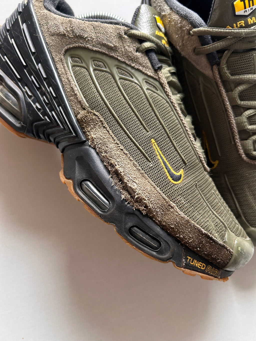 AIR MAX PLUS 3 “OLIVE” 42EU