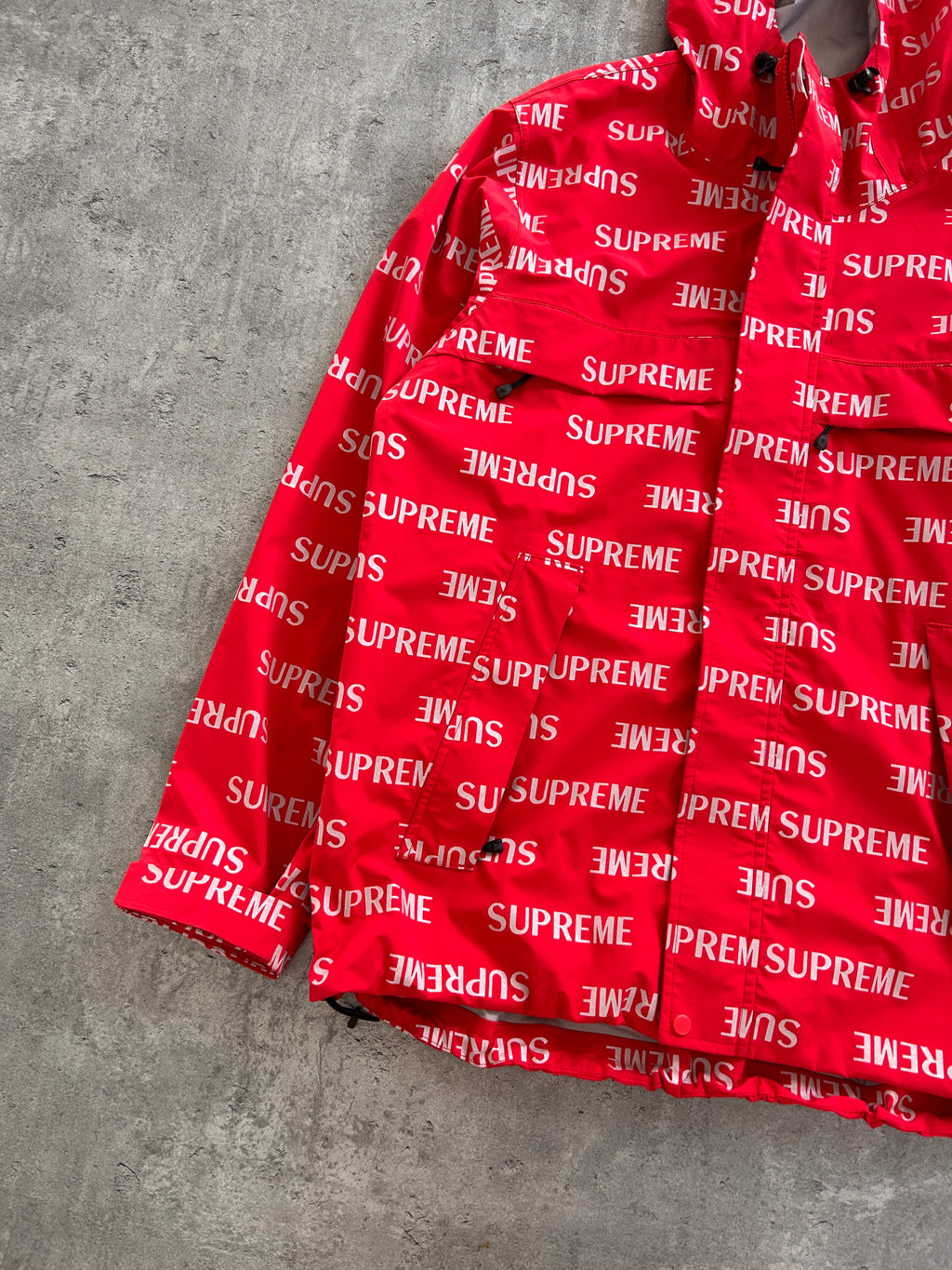 SUPREME REFLECTIVE REPEAT 3M TAPED SEAM JACKET (L)