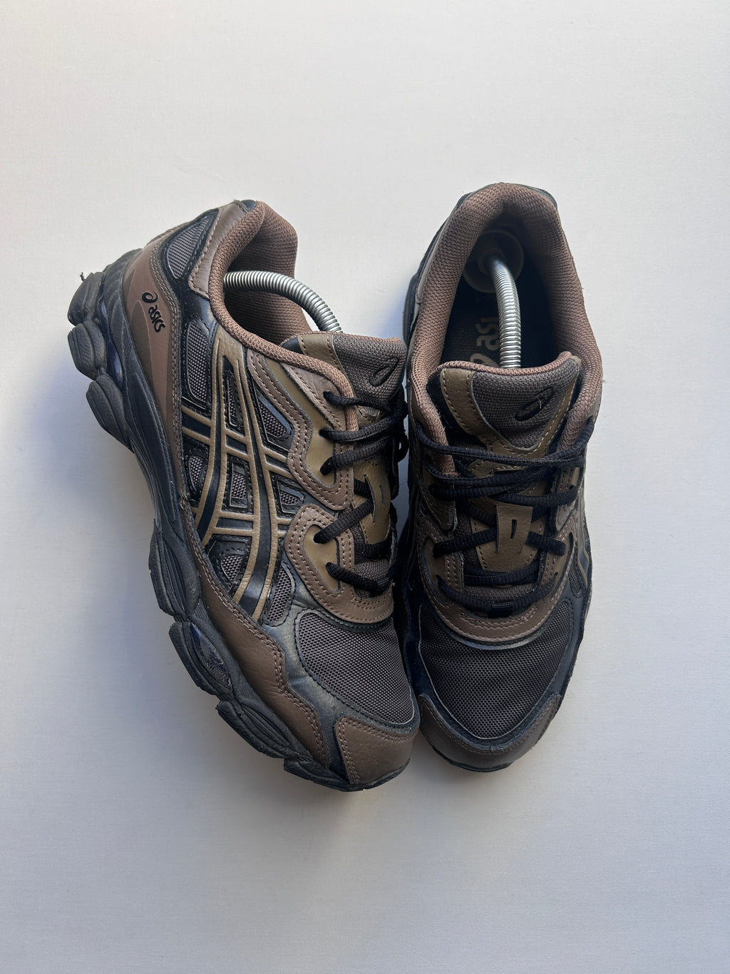 ASICS GEL NYC “DARK SEPIA” 44EU