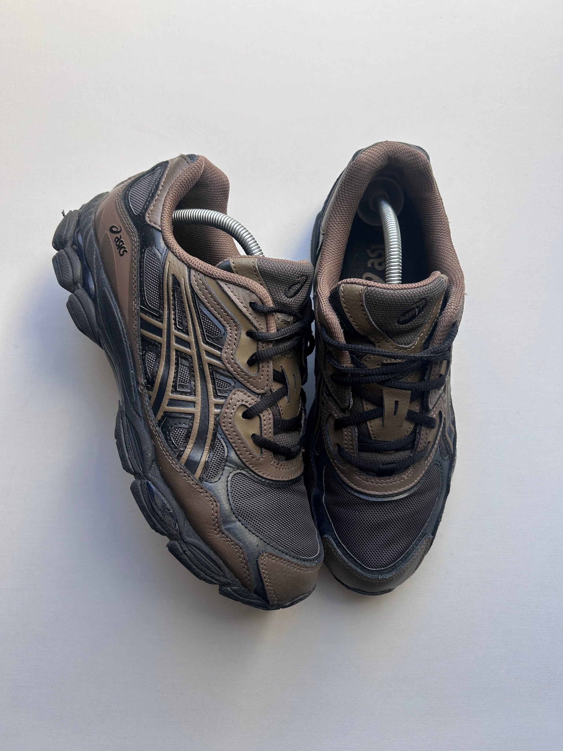 ASICS GEL NYC “DARK SEPIA” 44EU