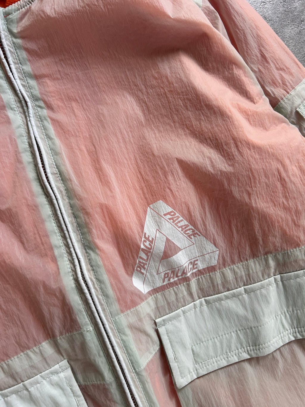 PALACE REVERSIBLE OVERLAY BOMBER JACKET (M)