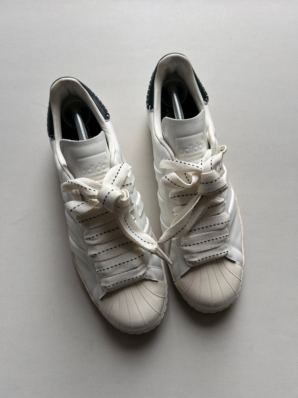 ADIDAS SUPERSTAR X JONAH HILL (45,5EU)