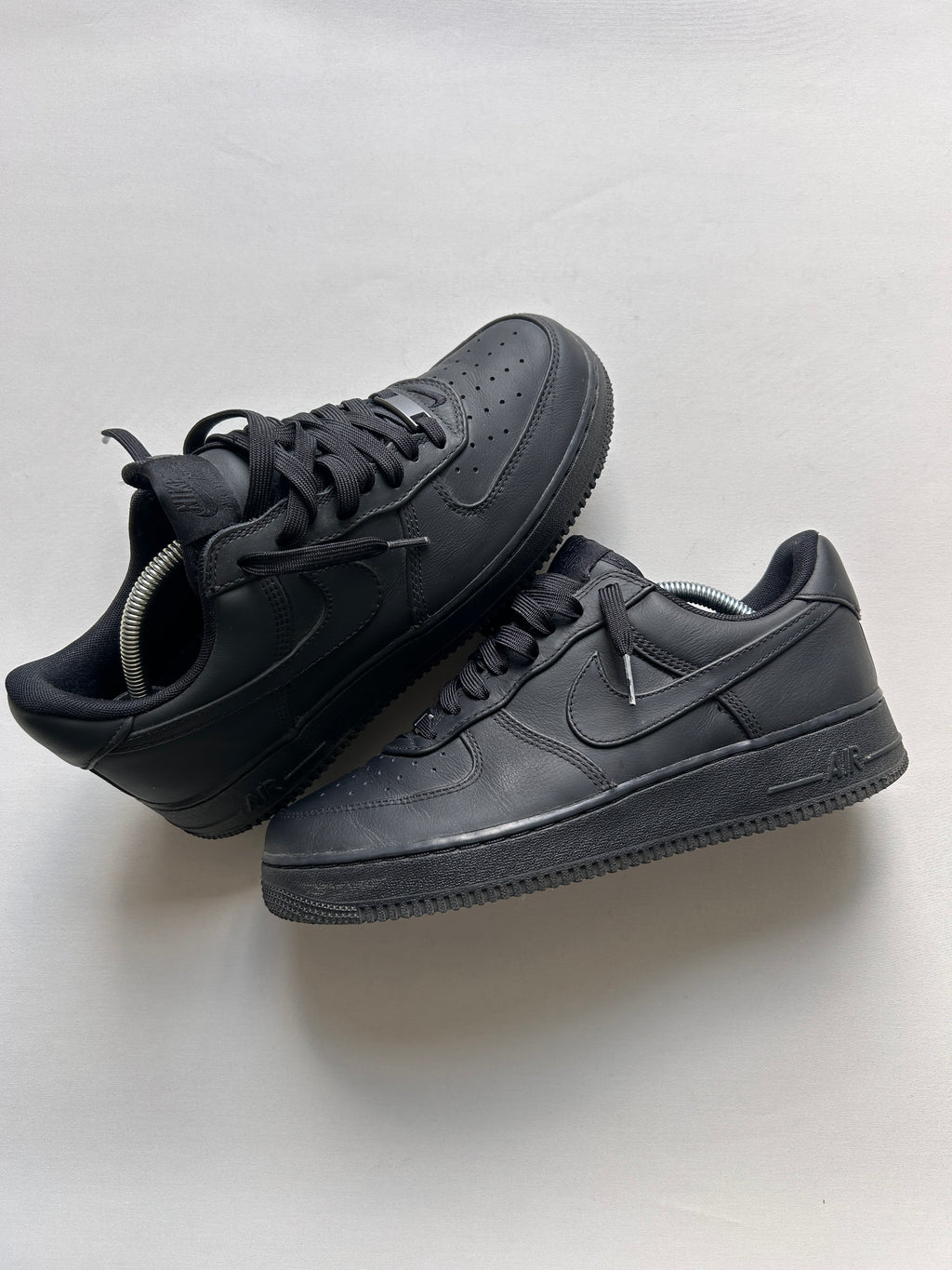 AIR FORCE 1 BLACK (42.5EU)