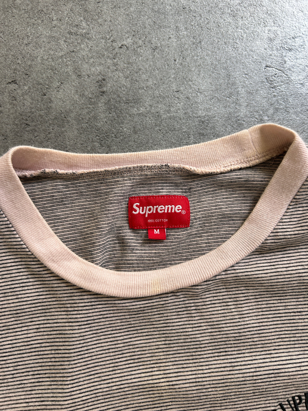 SUPREME STRIPE BORDER ARC LOGO (M)