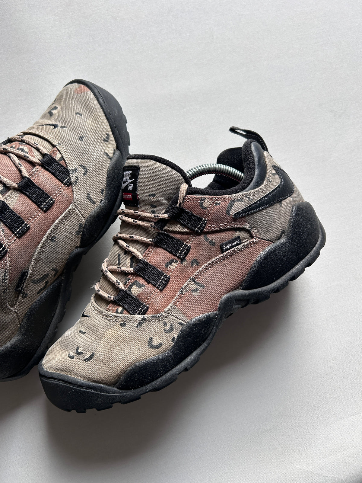 NIKE SB DARWIN X SUPREME “DESERT CAMO” (43EU)