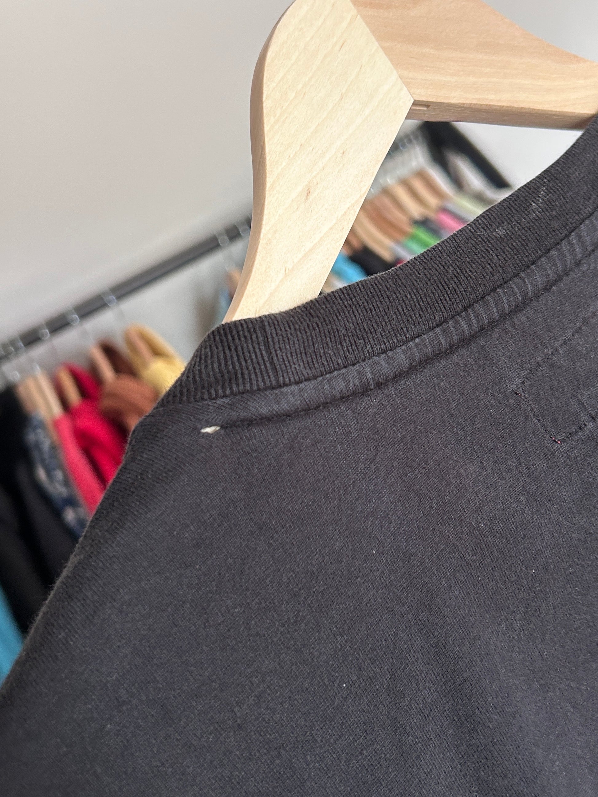 SUPREME GOLD LOGO LONGSLEEVE (M)