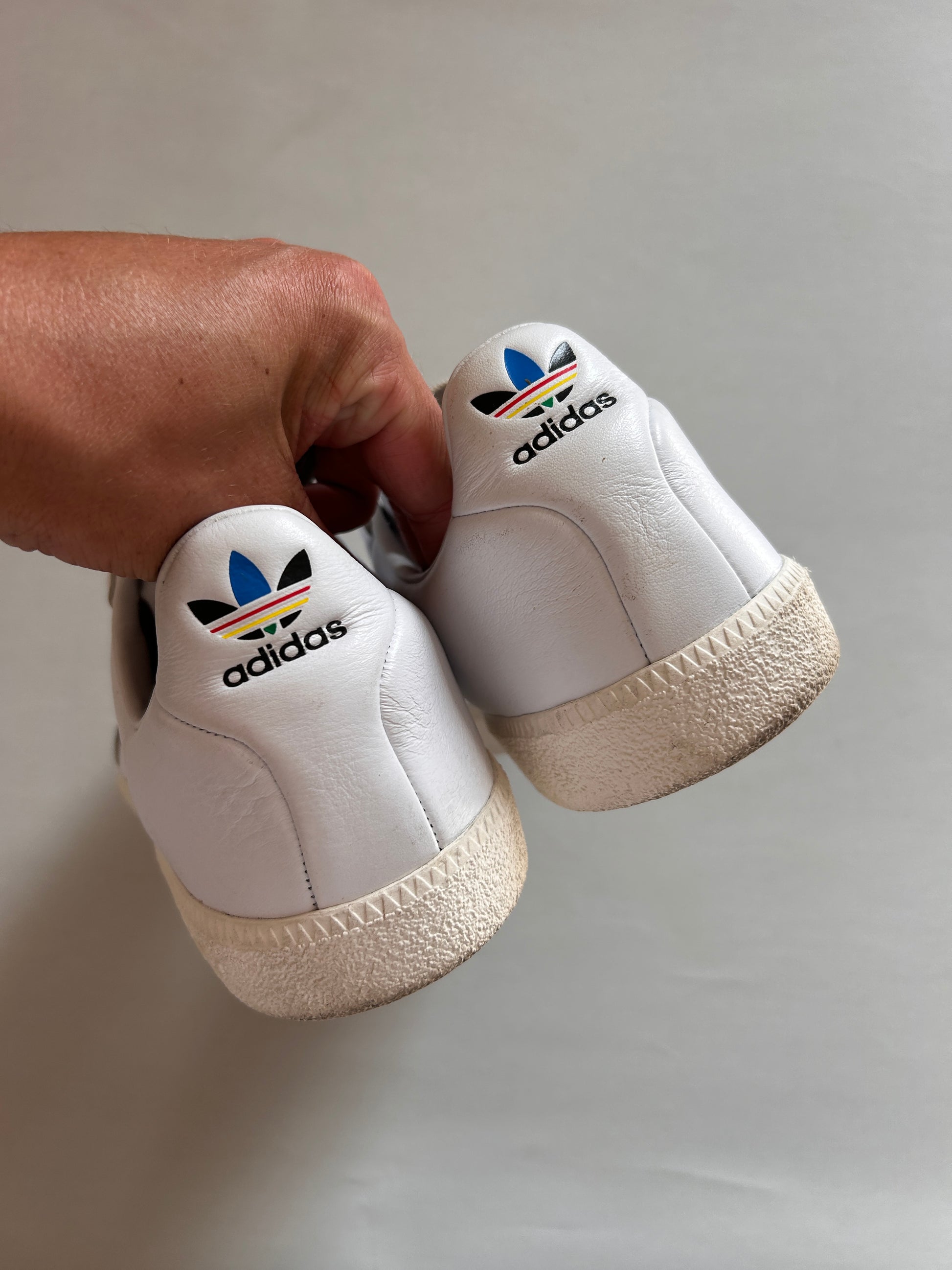 ADIDAS BW ARMY X OYSTER (43EU)