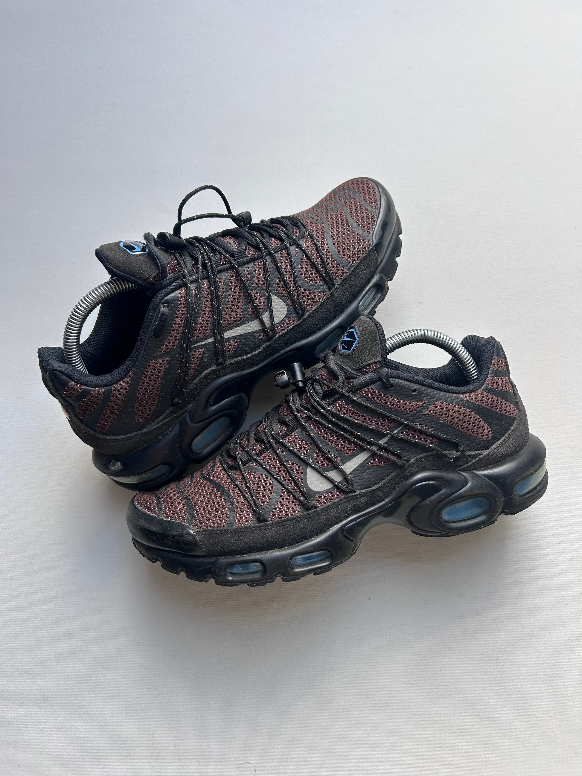 AIR MAX PLUS UT “BLACK/BROWN” 42EU